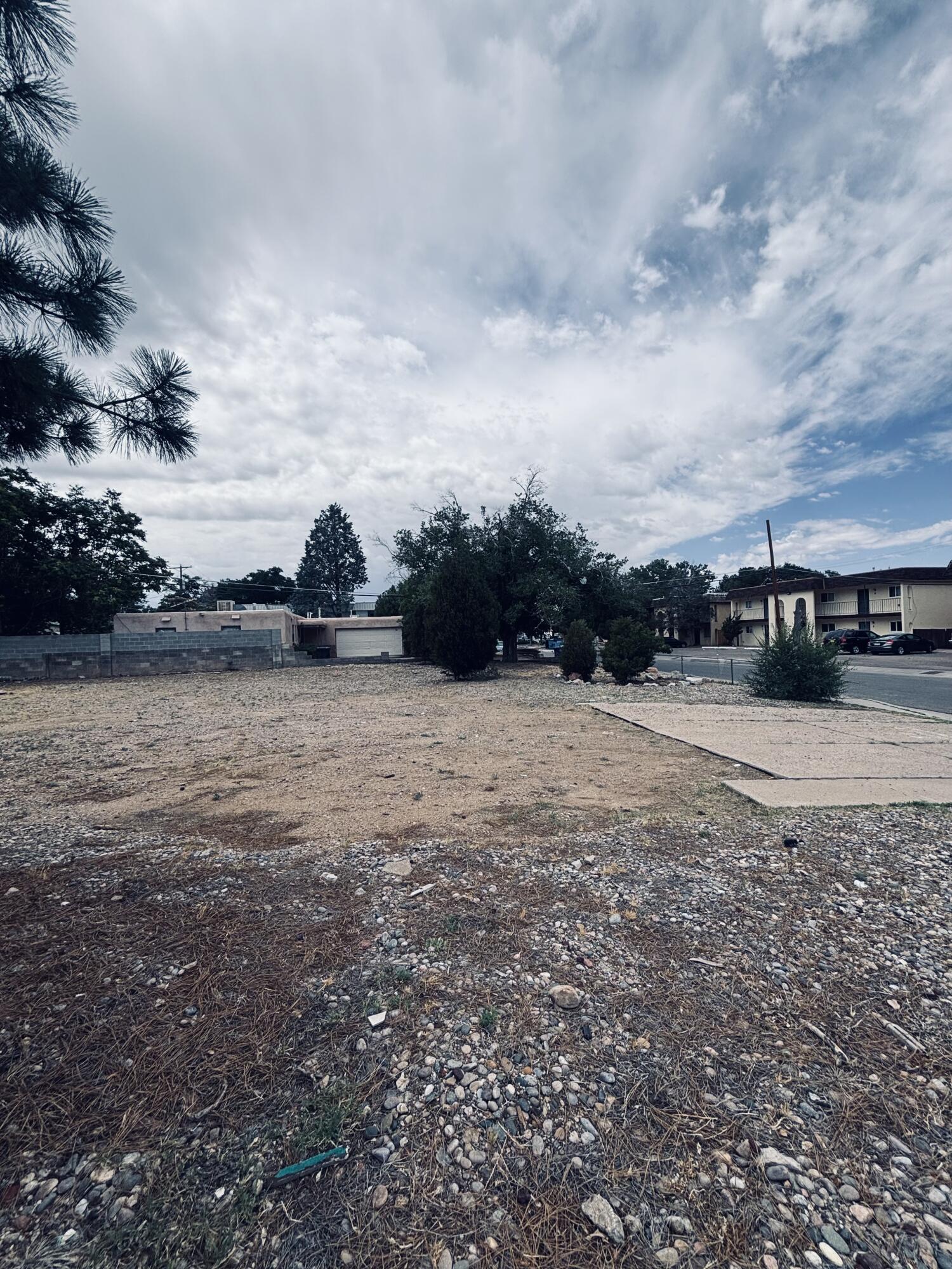 1828 Mary Ellen Street NE Albuquerque, NM 87112