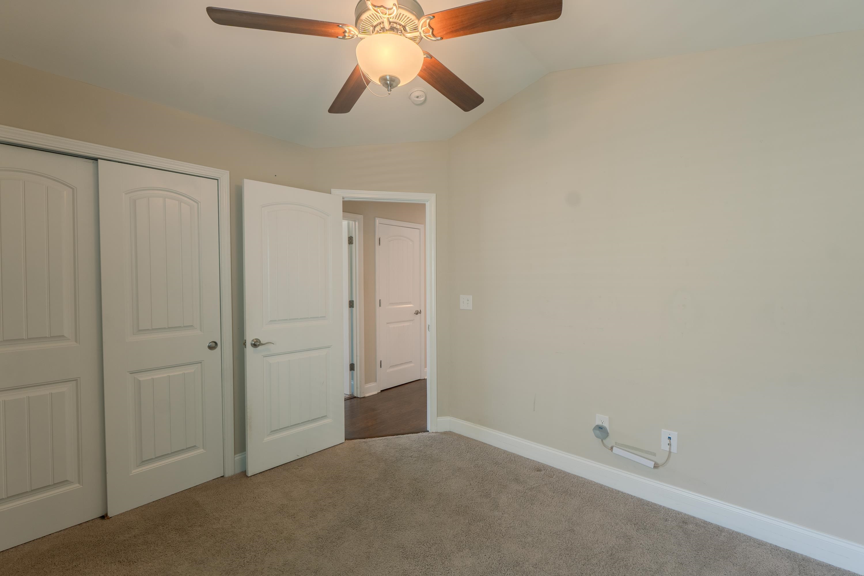 2614693 | Photo 24