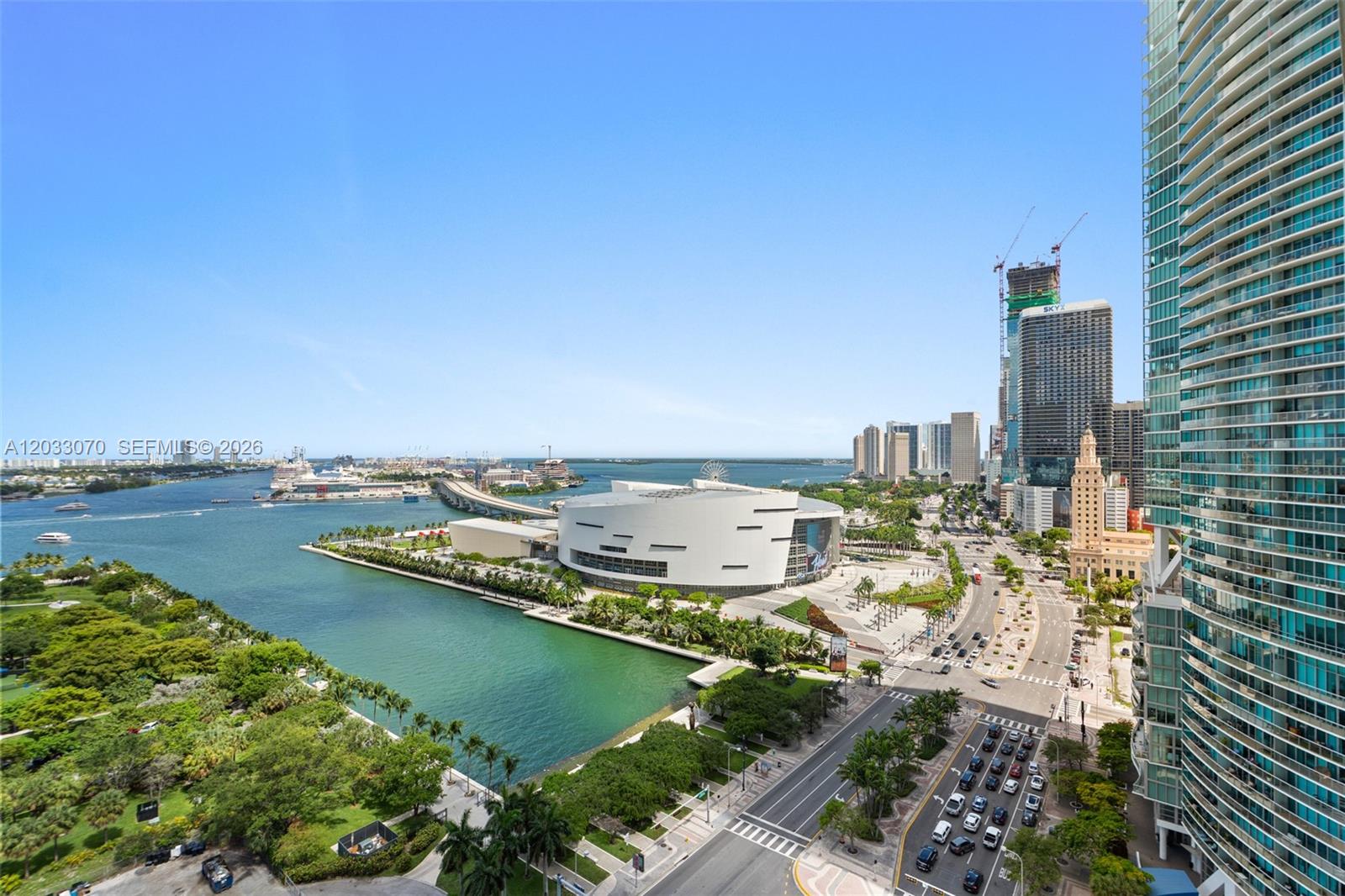 900 Biscayne
