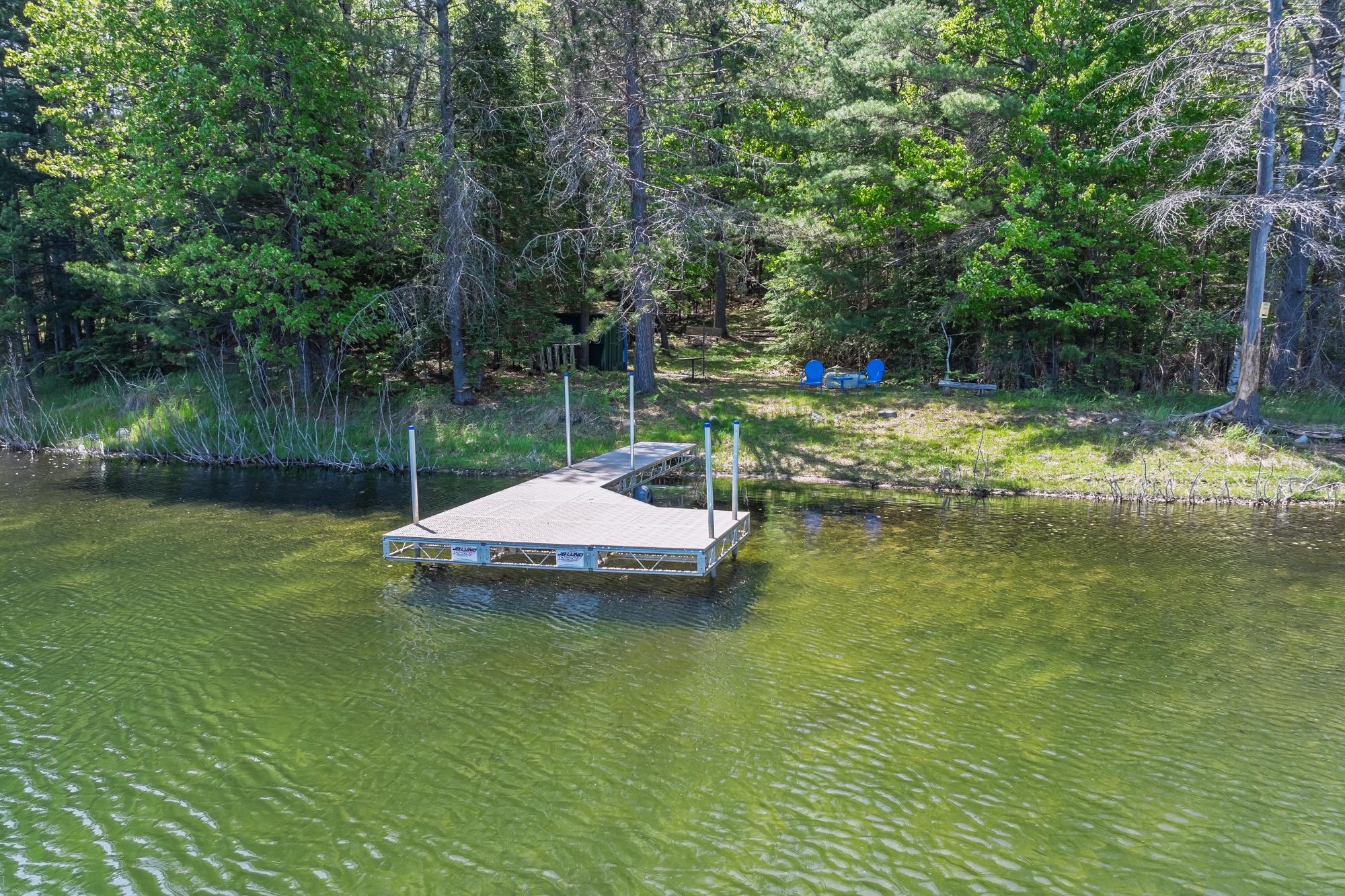 Perch Lake ER Property 1210 Deer Trail Ln Photo 9