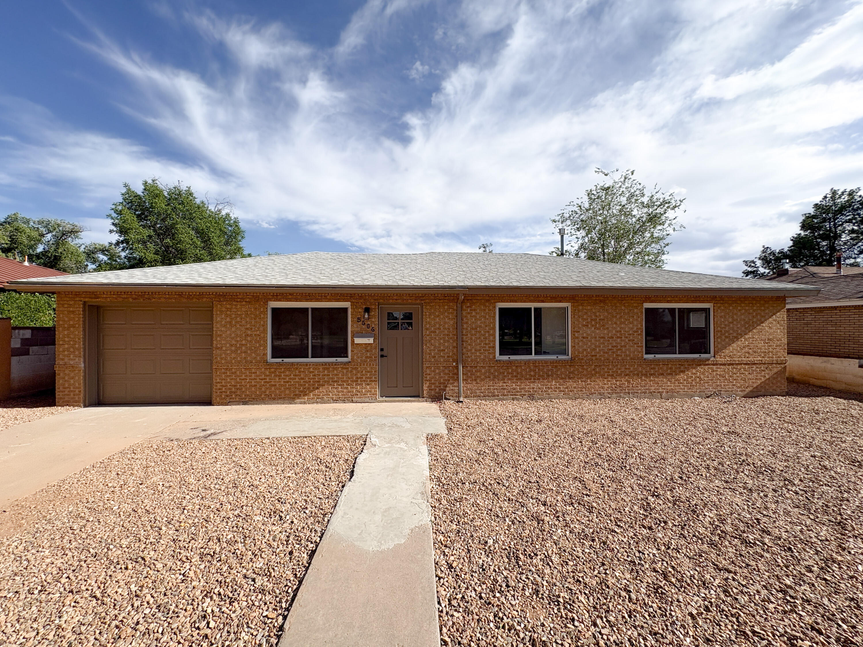 5606 Hannett Avenue, Albuquerque NM 87110