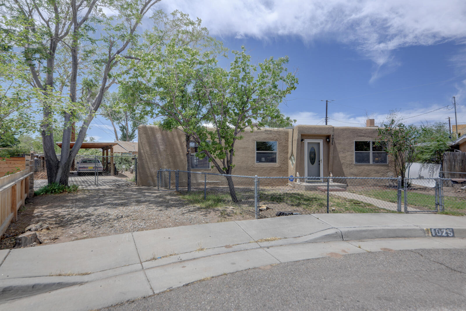 1025 Lynch Court NW, Albuquerque