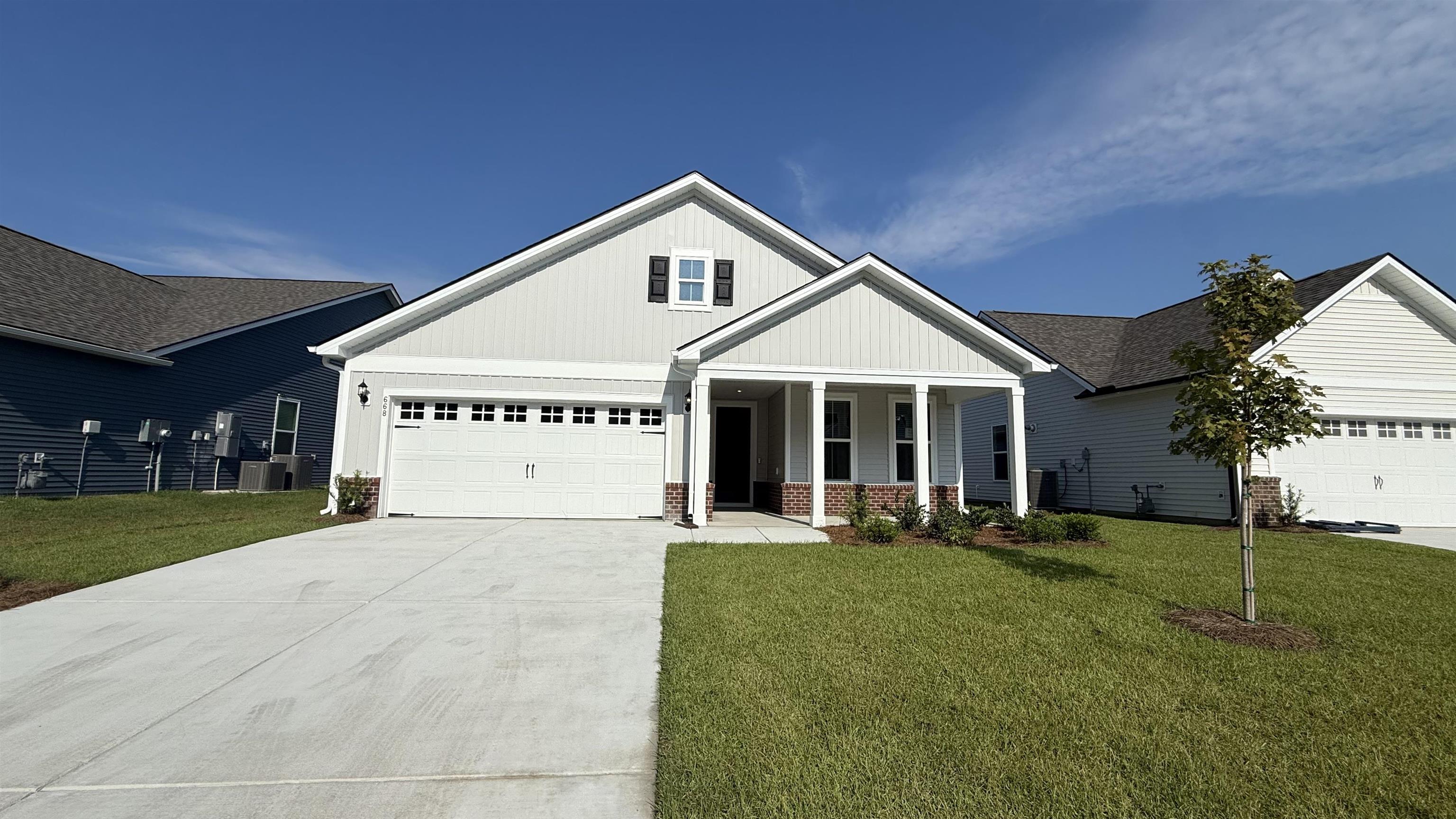 Photo 3 of Sale Pending at 668 Palm Bay Dr, Myrtle Beach, SC 29588 | MLS# 2614878 | Listing updated on 2026-09-29