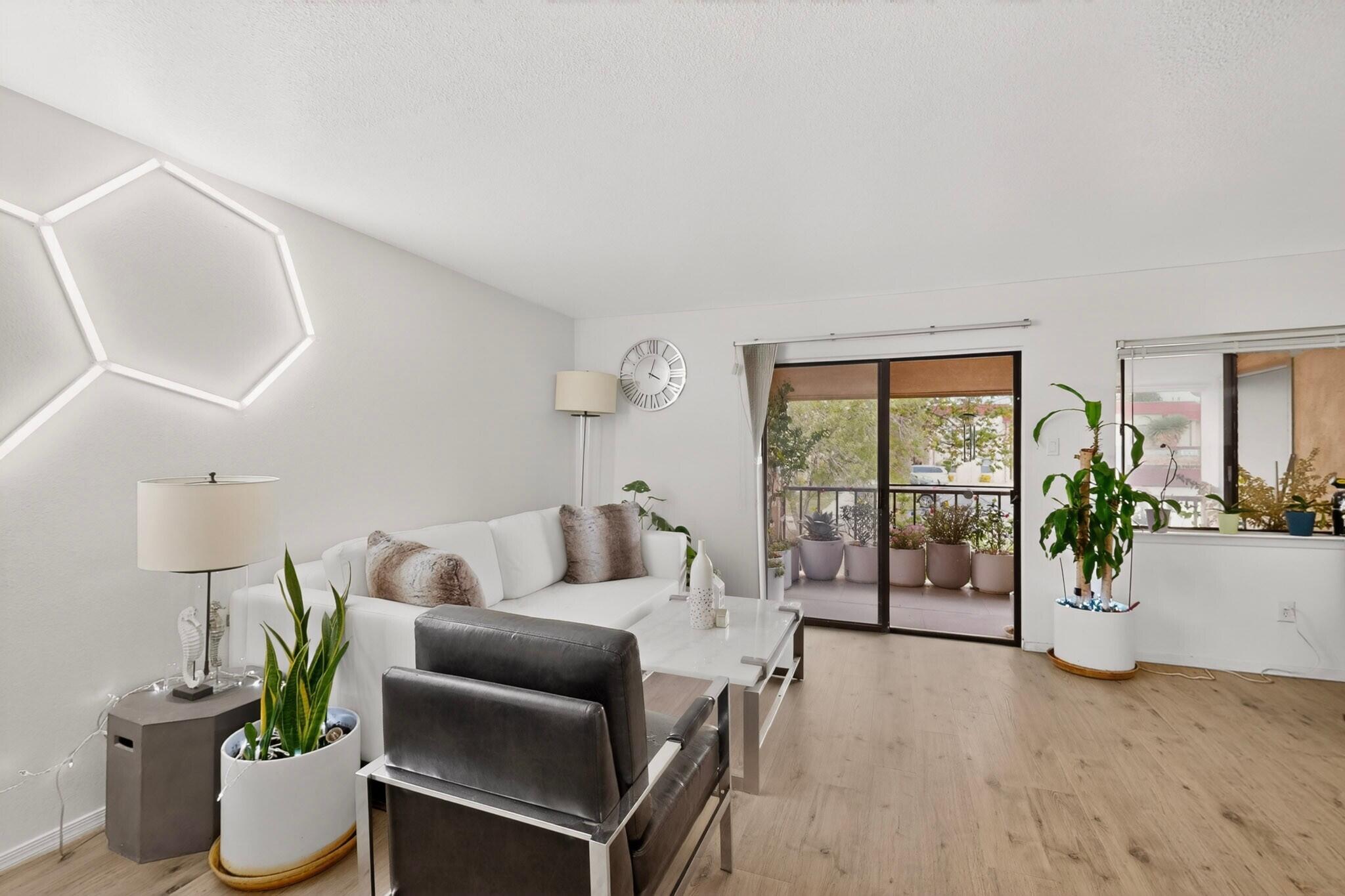 1st image of 921 Country Club Dr Se #APT G, Rio Rancho, NM 87124 | MLS# 1105249