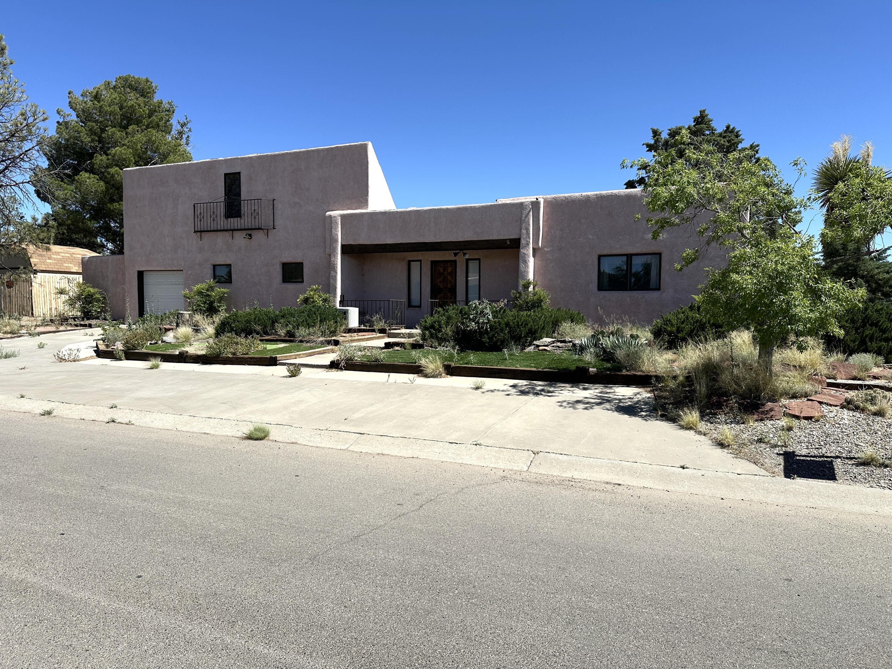 Photo 3 of Single family home for sale at 621 N Palmer Ln Ne, Rio Communities, NM 87002 | MLS# 1105280 | Listing updated on 2026-09-15