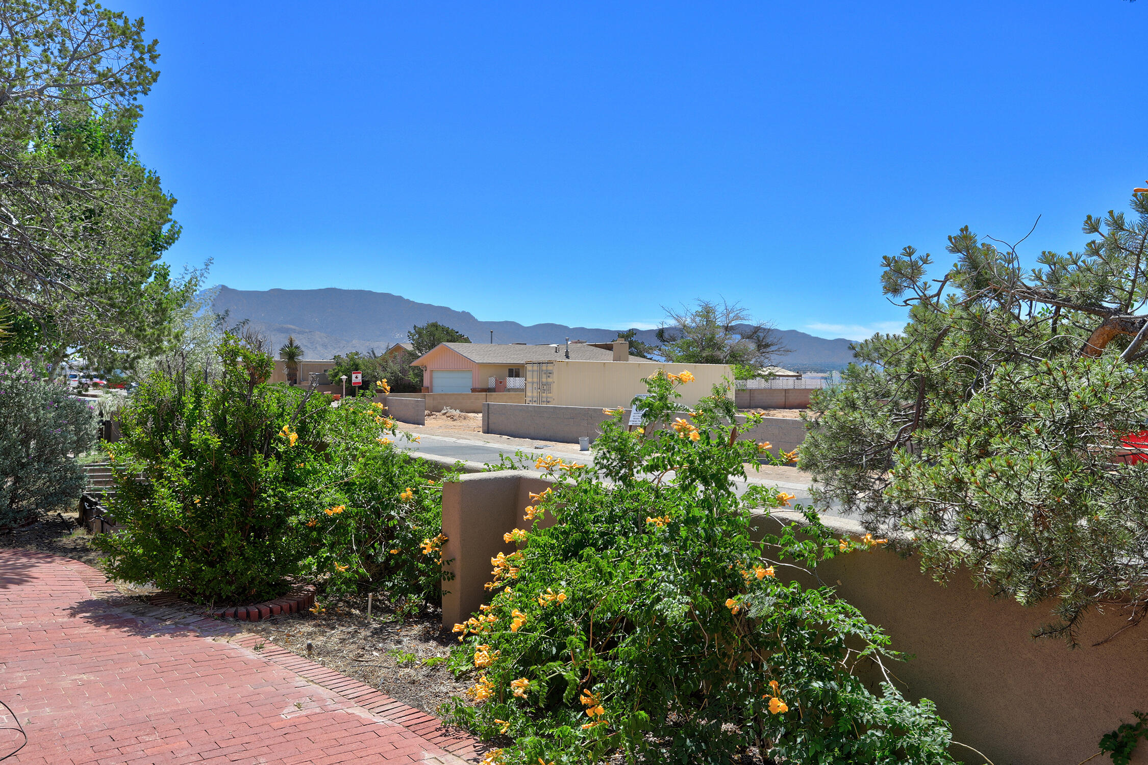 45th image of 911 Palmas Altas Dr Se, Rio Rancho, NM 87124 | MLS# 1105188