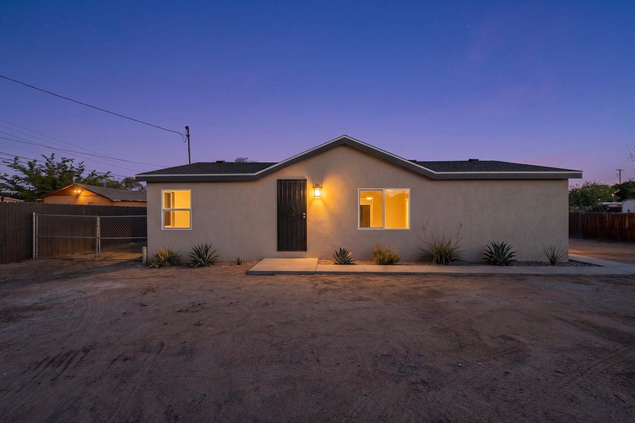 1605 Jesus Street SE Albuquerque, NM 87102