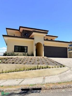 5 bed Single Family Homes For Sale in Santa Ana, San Jose - 1