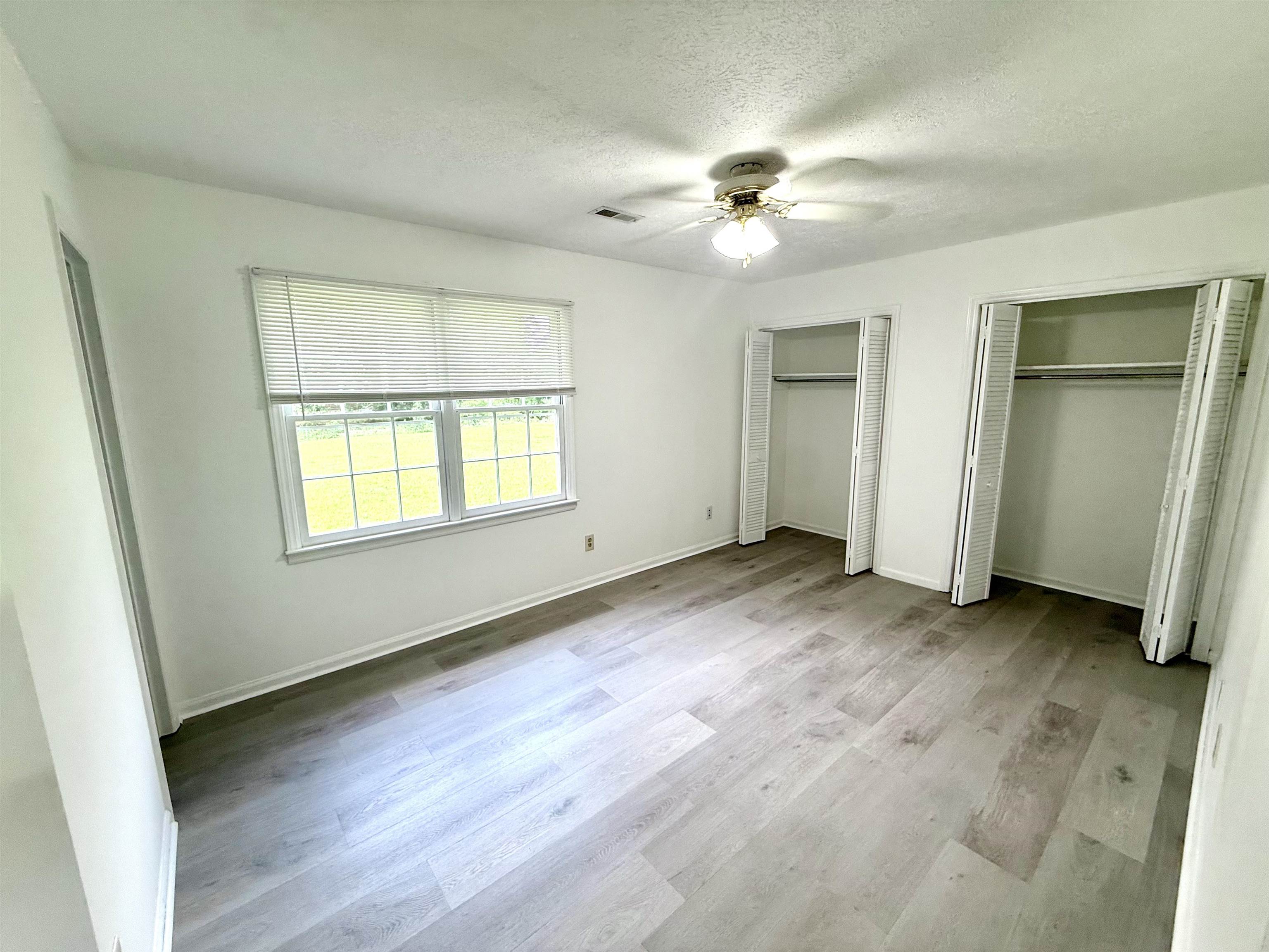2615009 | Photo 24