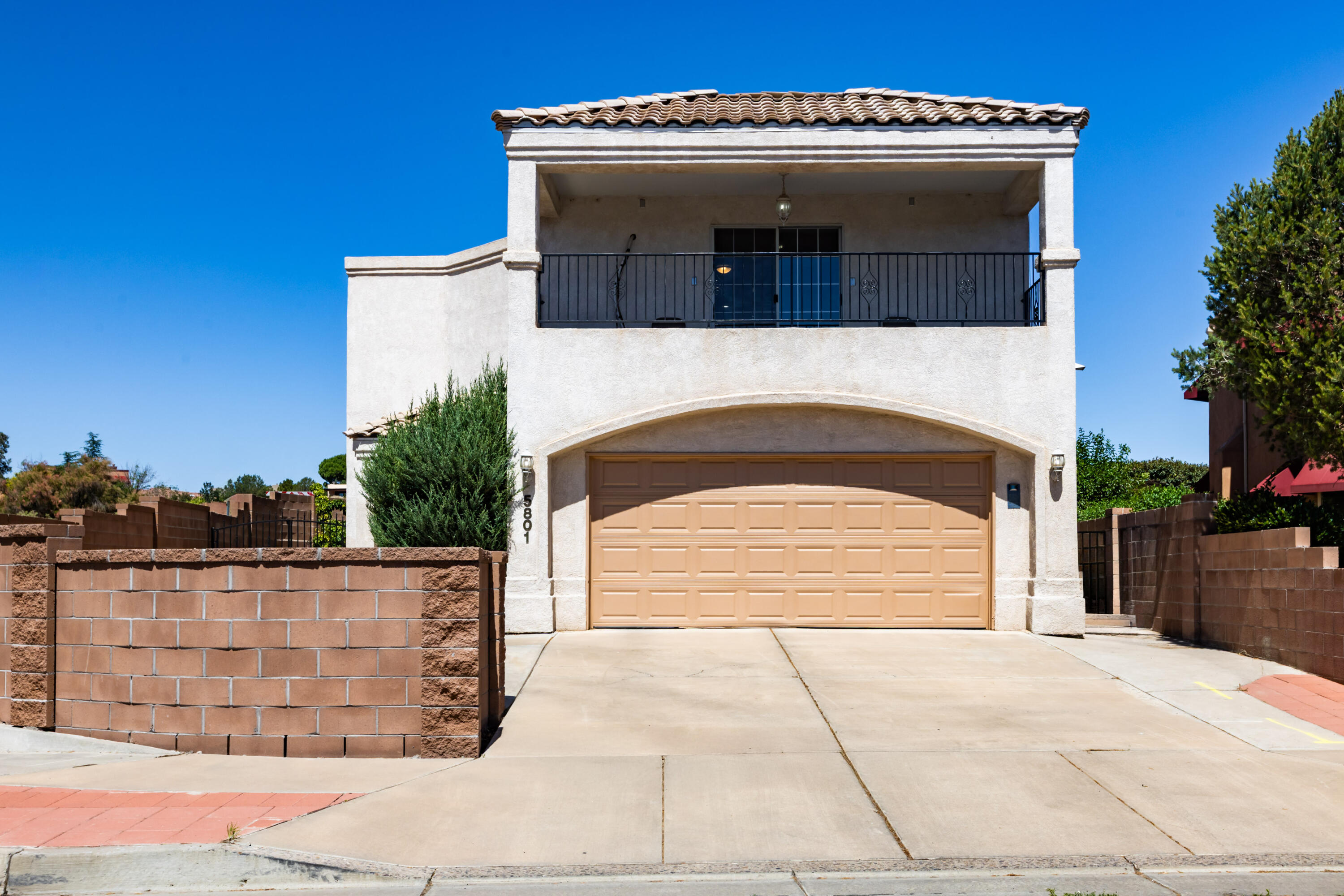 5801 Tres Vistas Court NW, Albuquerque