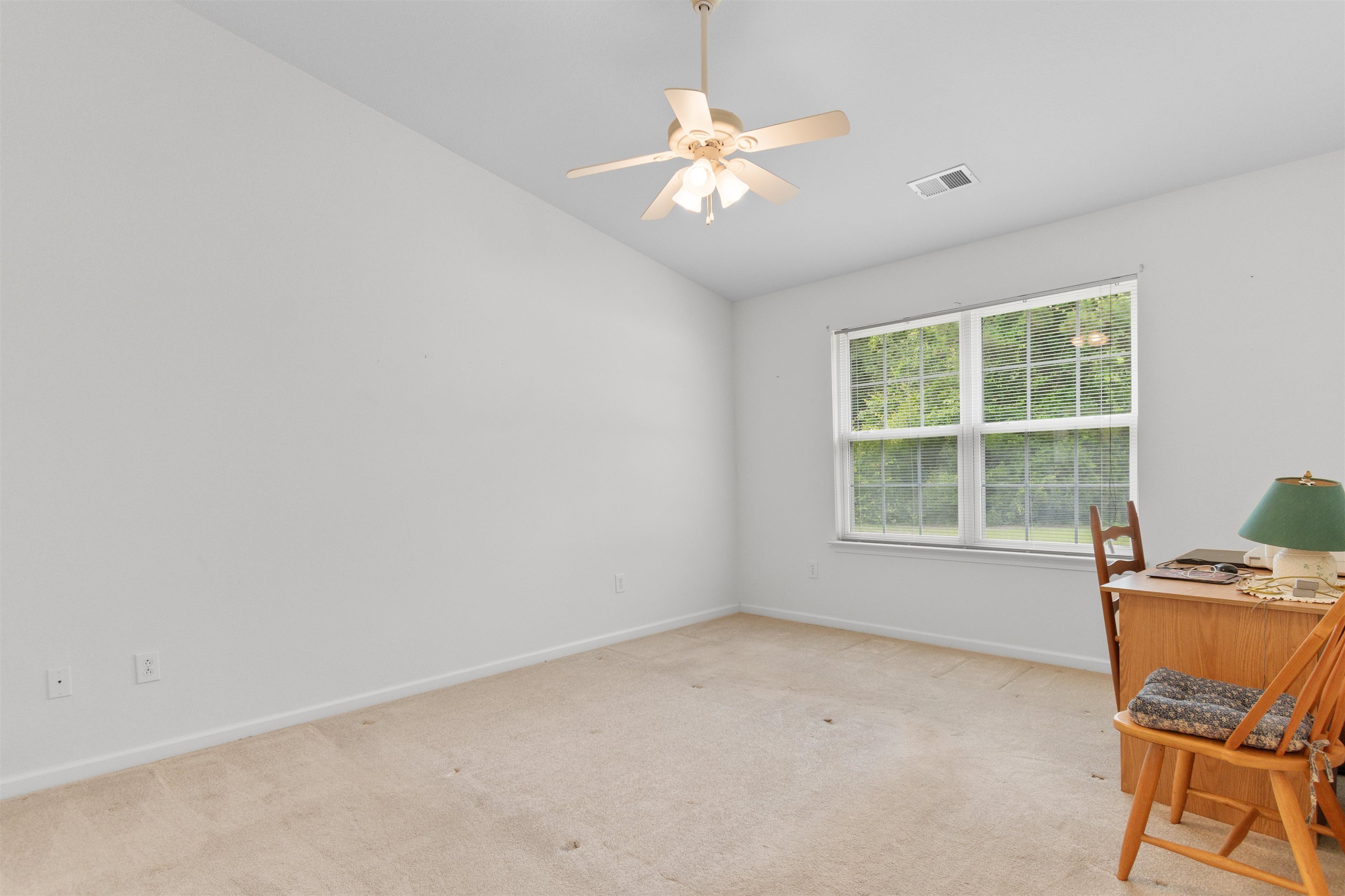 2615035 | Photo 16