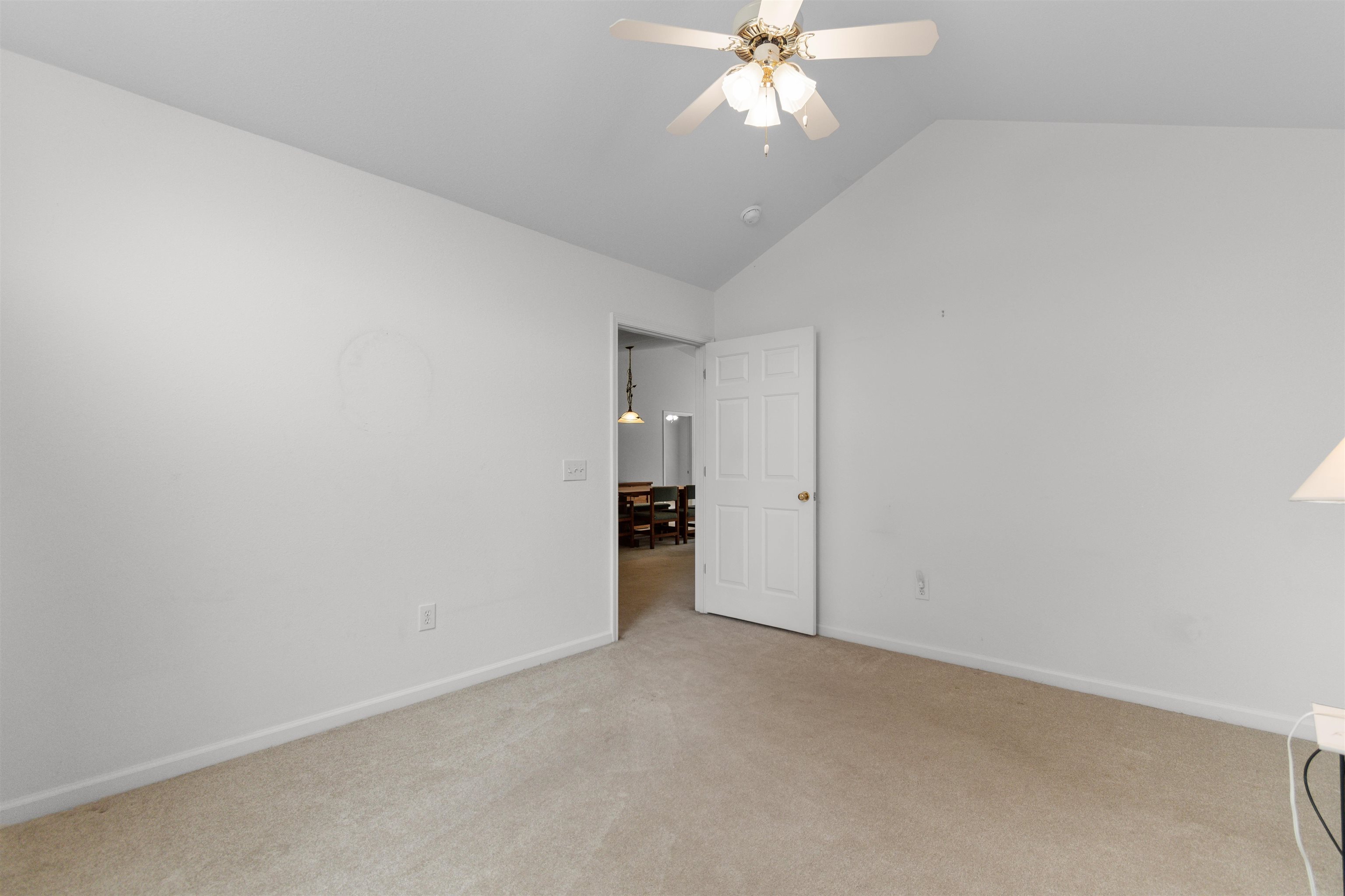 2615035 | Photo 21