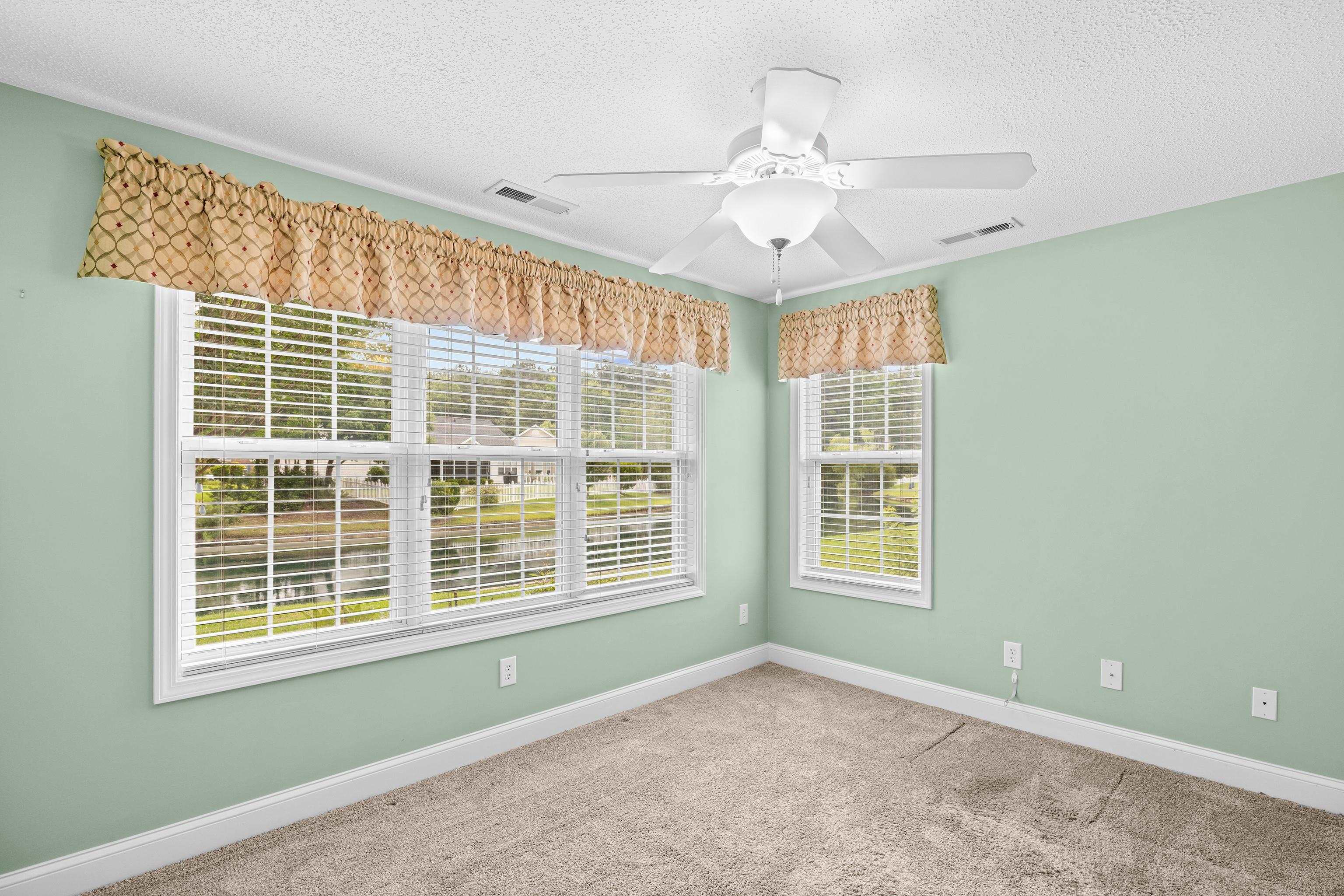 2615041 | Photo 25