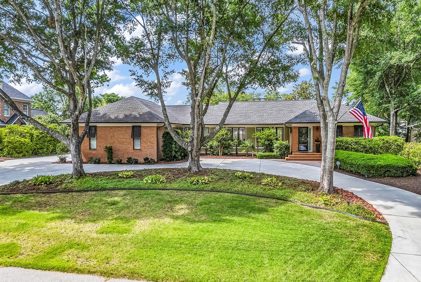 406 Dunes Dr. Myrtle Beach, SC 29572