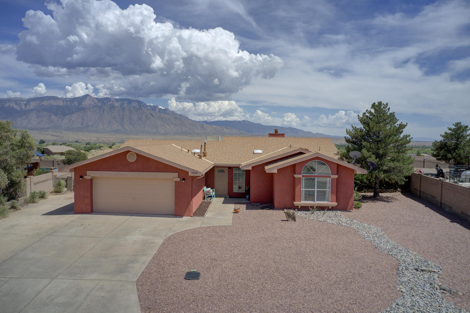 2404 Mosca Road NE Rio Rancho, NM 87124
