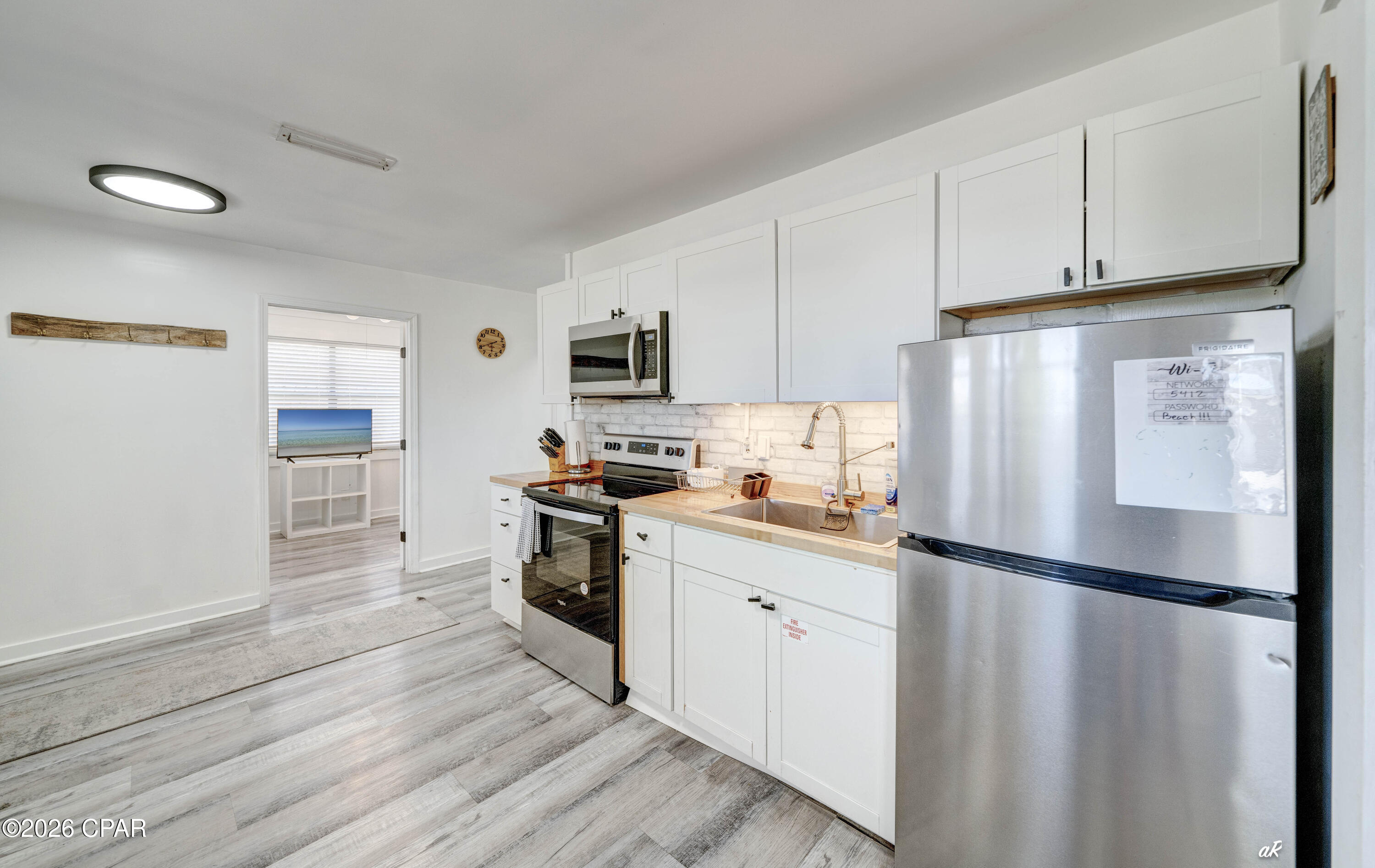5412 Hilltop Avenue, Panama City Beach, FL 32408 thumbnail, photo 7 of 40