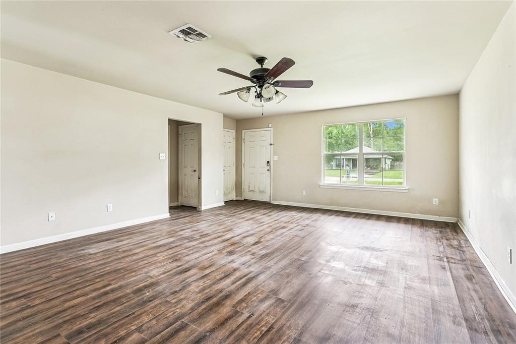 Photo 3 of Single family home for sale at 41231 Audubon Gdns Blvd, Hammond, LA 70403 | MLS# 2562803 | Listing updated on 2026-09-10
