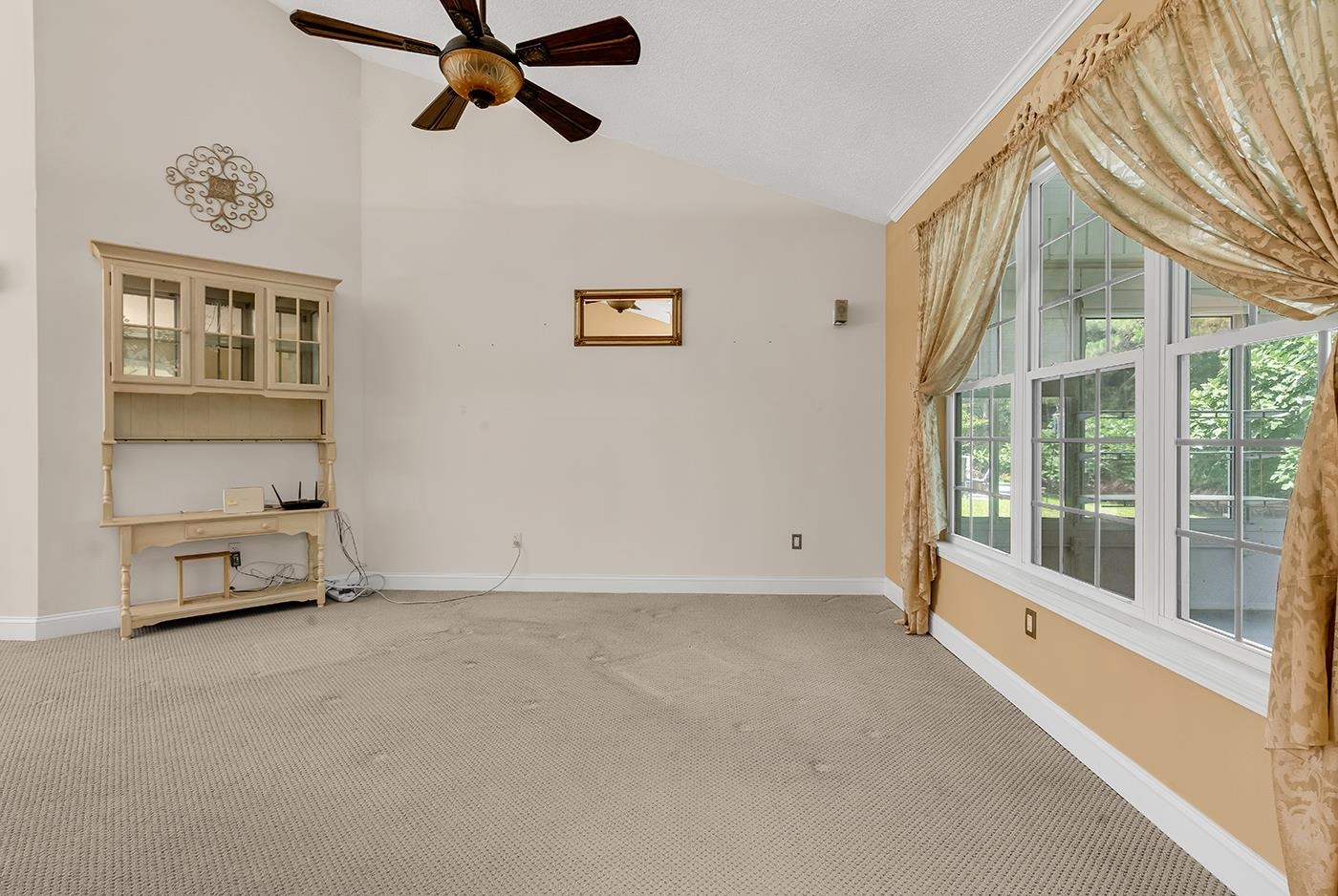 209 Candlewood Dr.