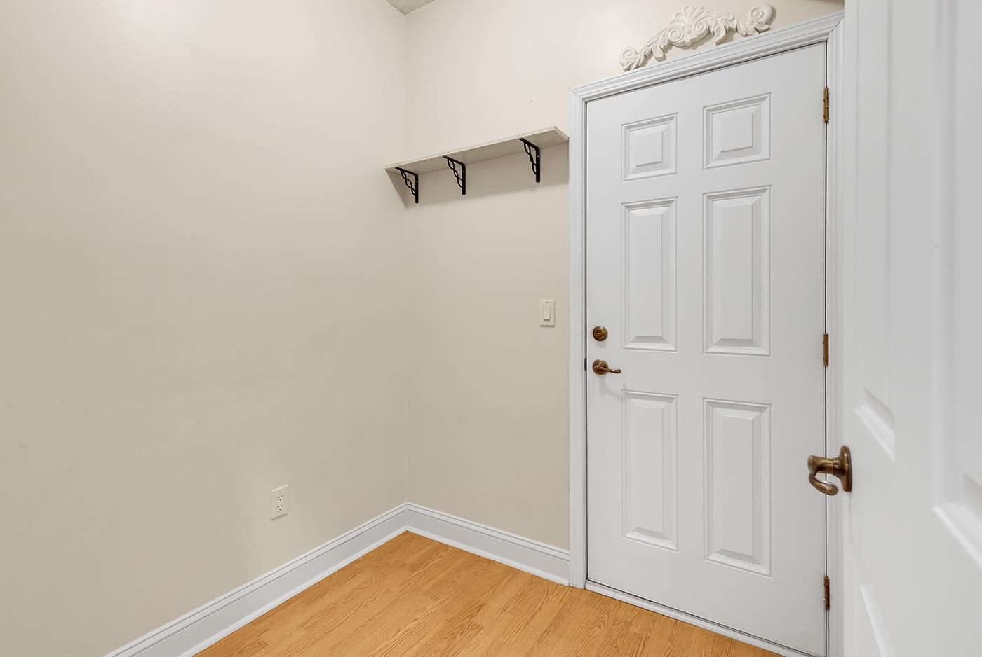 209 Candlewood Dr.