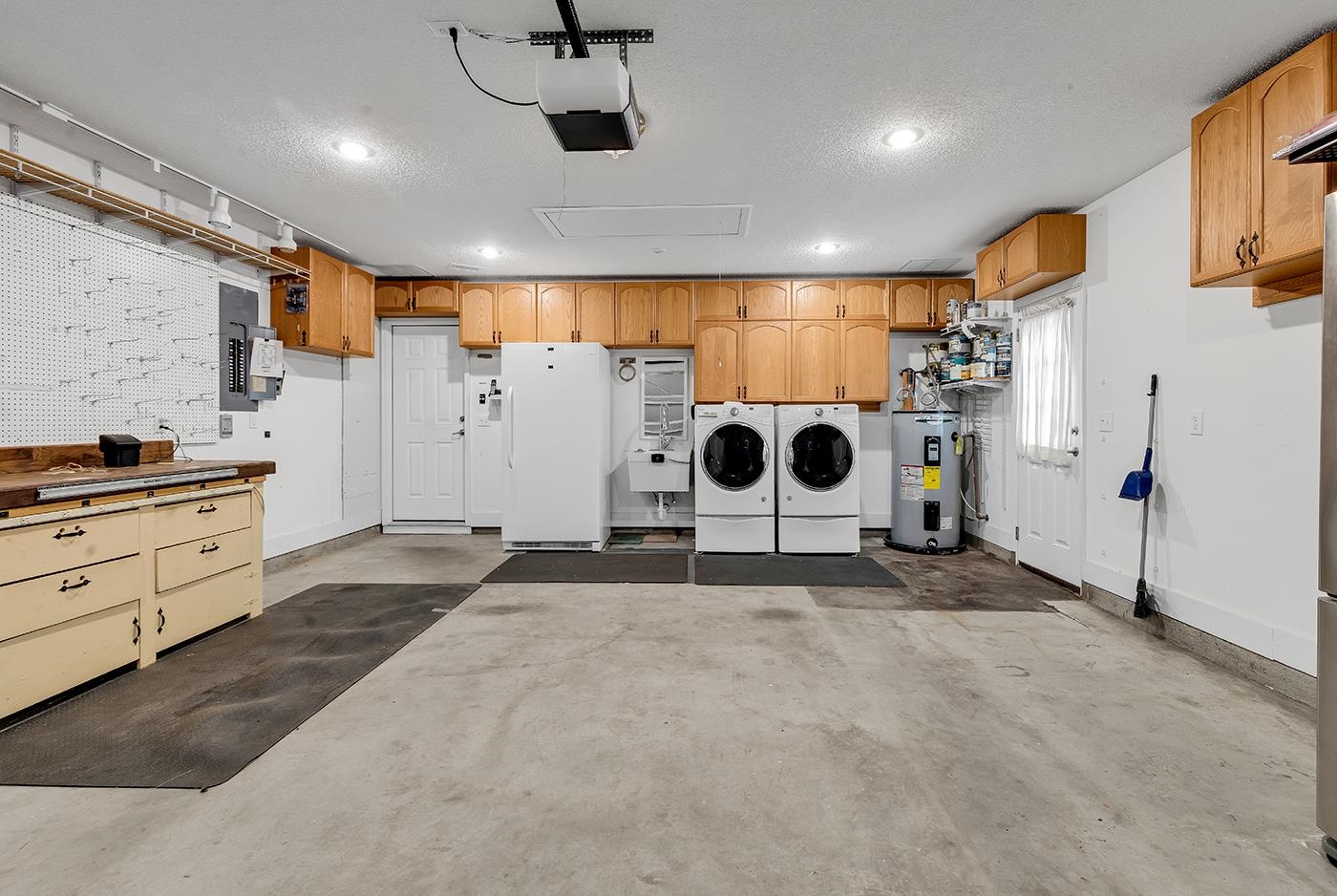 209 Candlewood Dr.