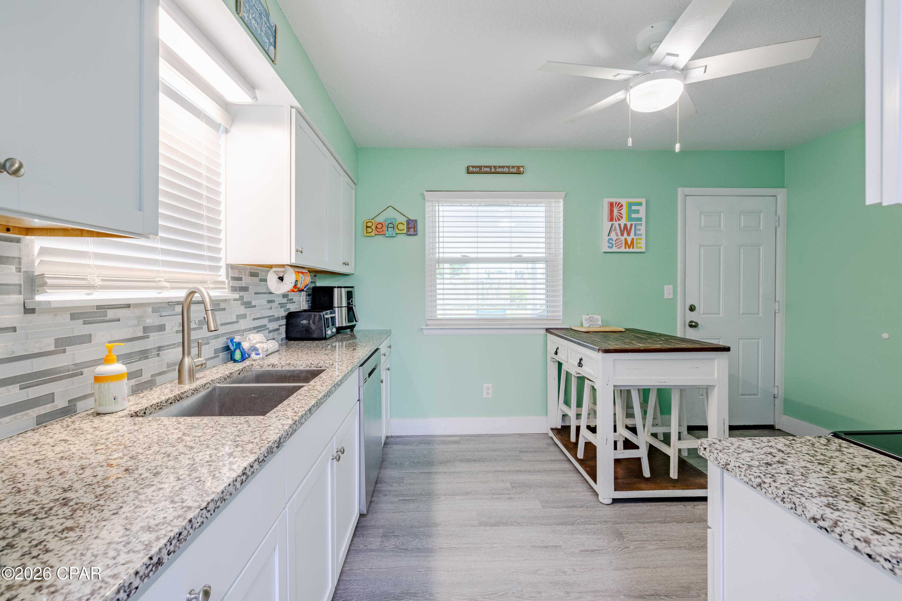 7005 S Lagoon Drive, Panama City Beach, FL 32408 thumbnail, photo 18 of 37