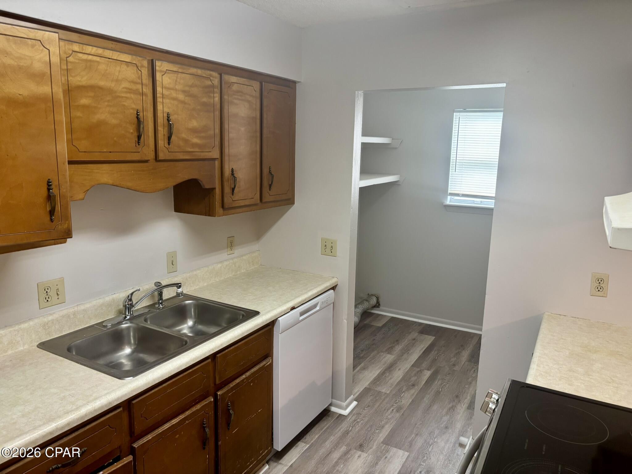 Listing Photo 4 - Condo for sale in building located at 1512 Kraft Ave, Panama City, FL 32405