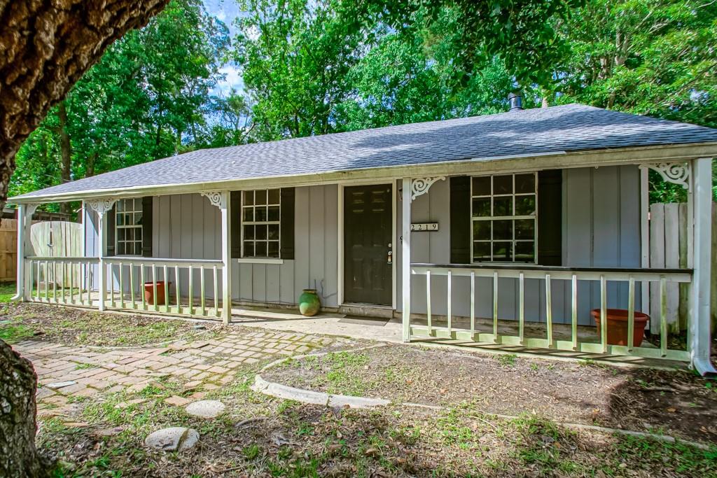 Photo 3 of Sale Pending at 2219 Crane St, Slidell, LA 70460 | MLS# 2561860 | Listing updated on 2026-09-10