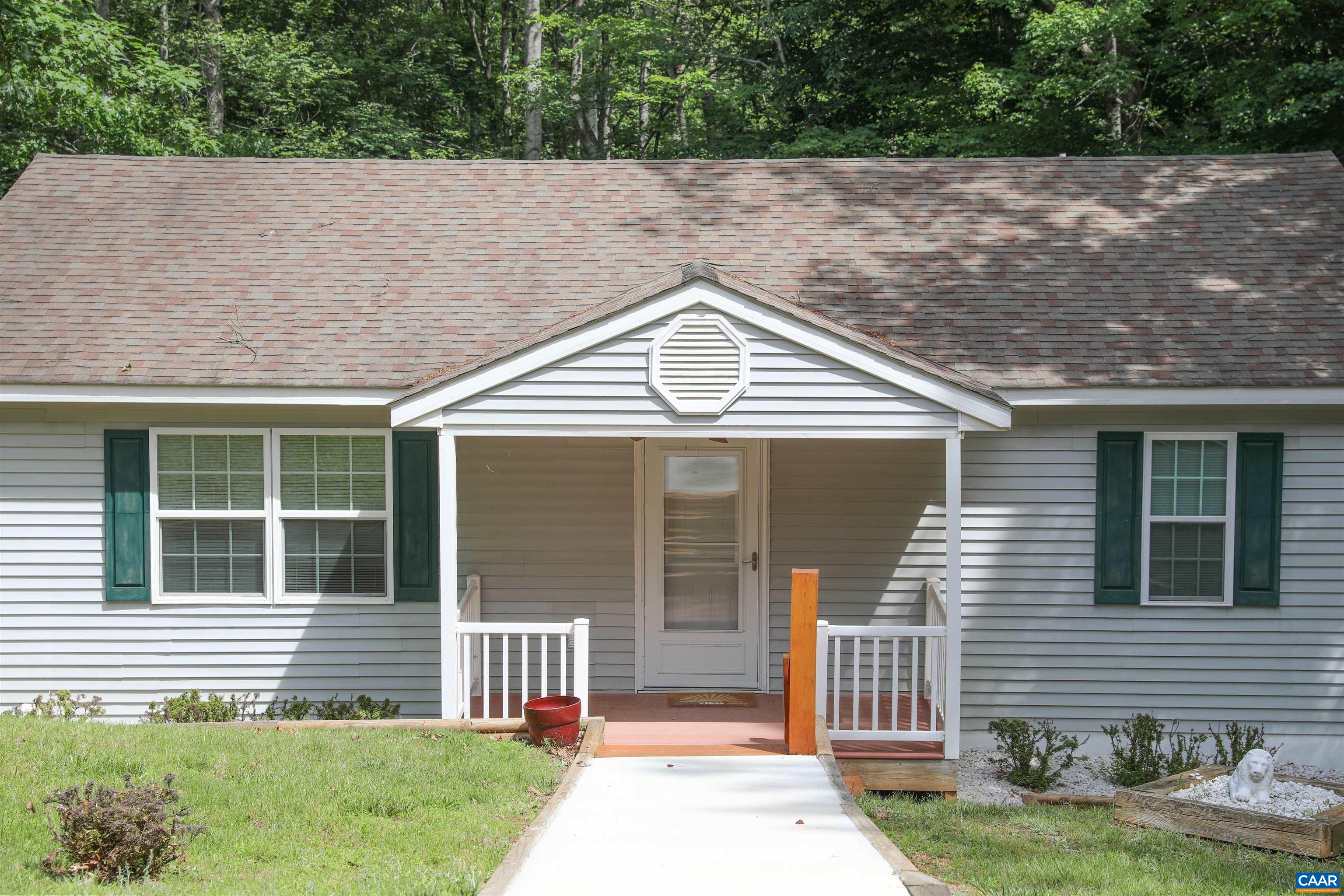 26 WEST LAKE FOREST DR, Palmyra, VA 22963