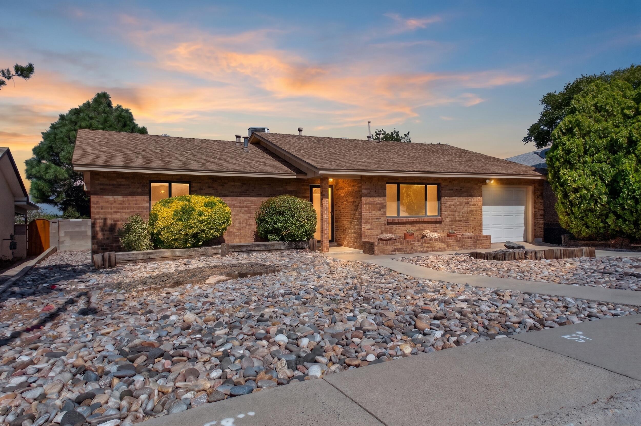 1505 Willys Knight Drive, Albuquerque NM 87112