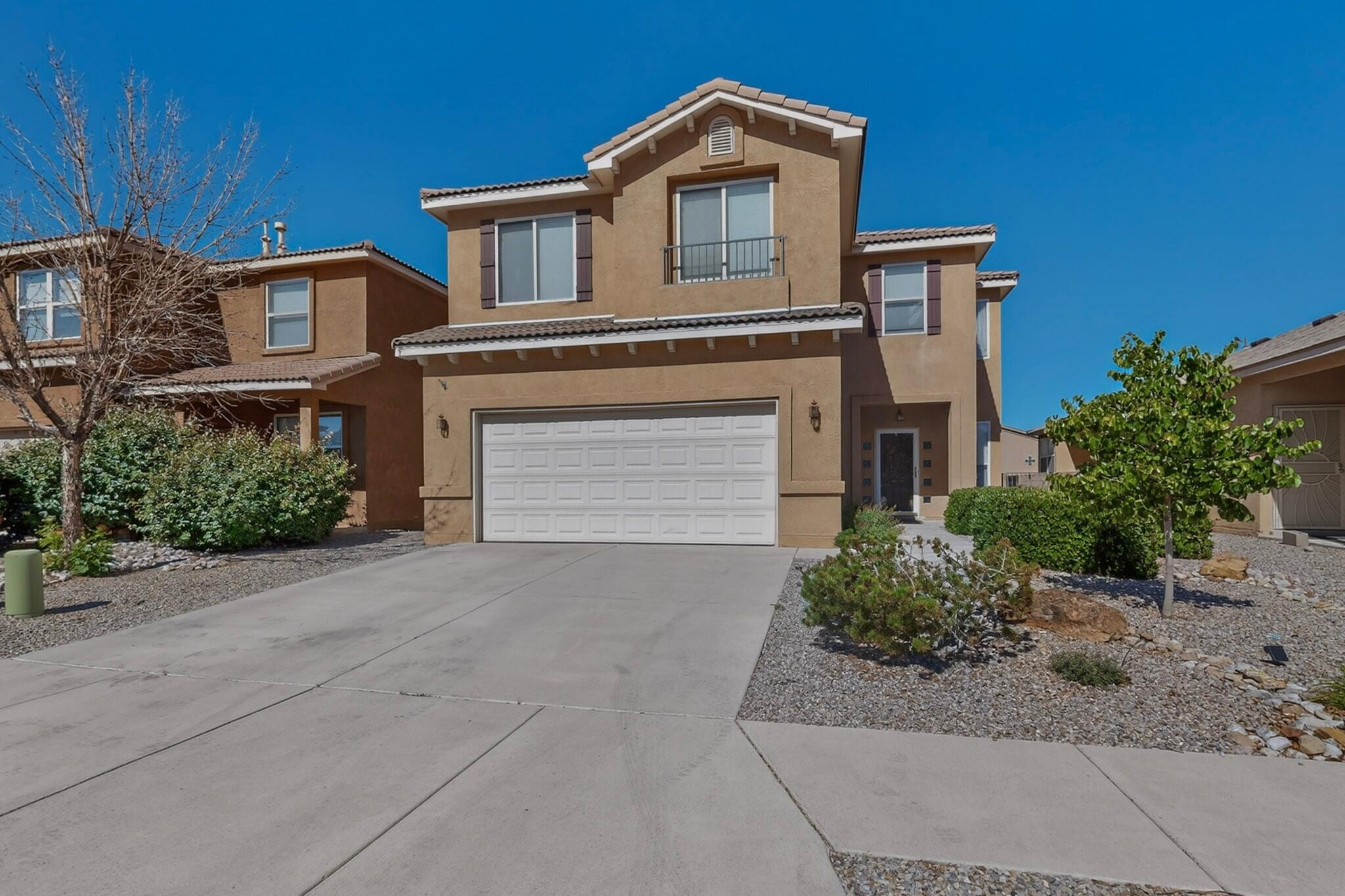 956 Molten Place, Albuquerque NM 87120
