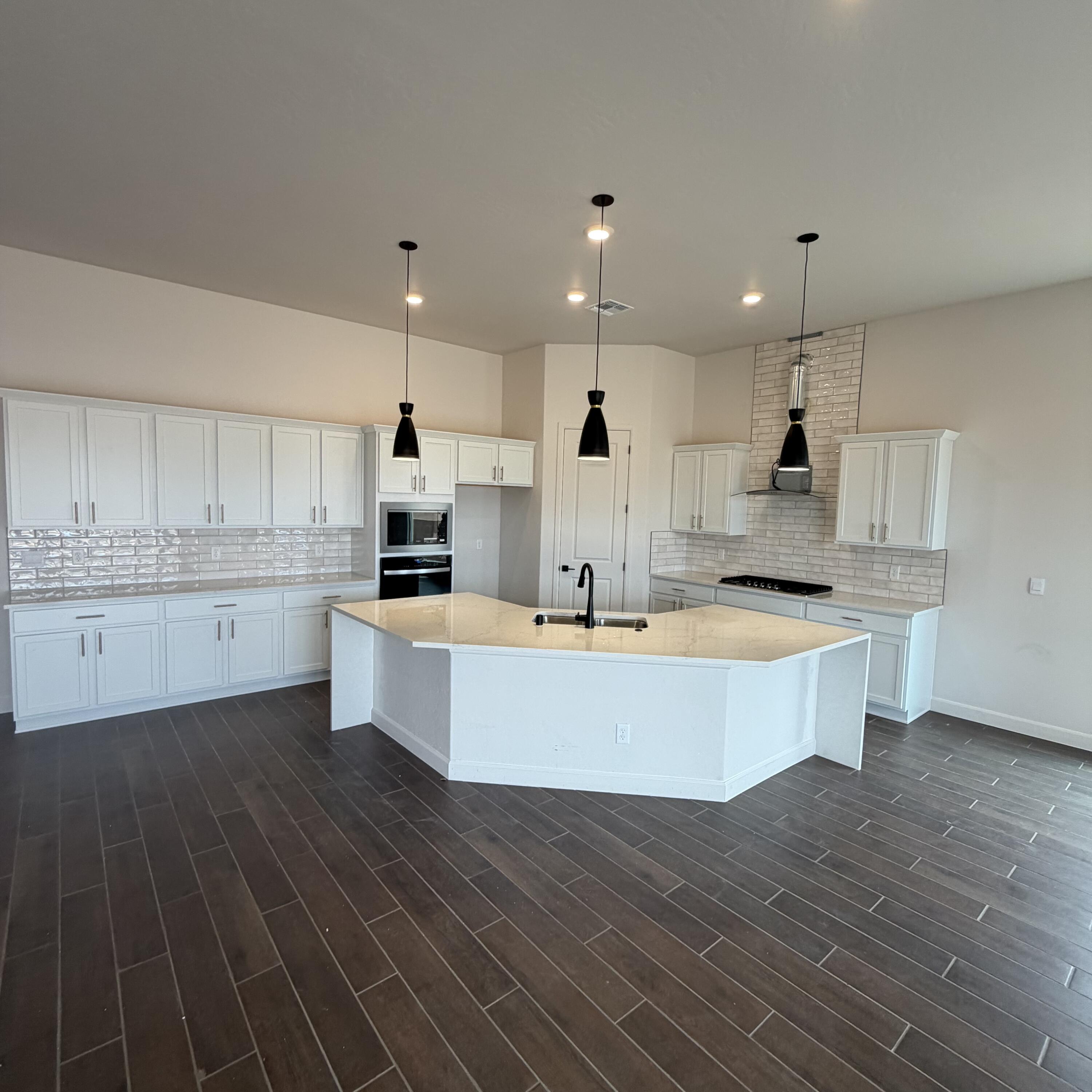 4th image of 2451 Marble Ave Ne, Rio Rancho, NM 87144 | MLS# 1105618