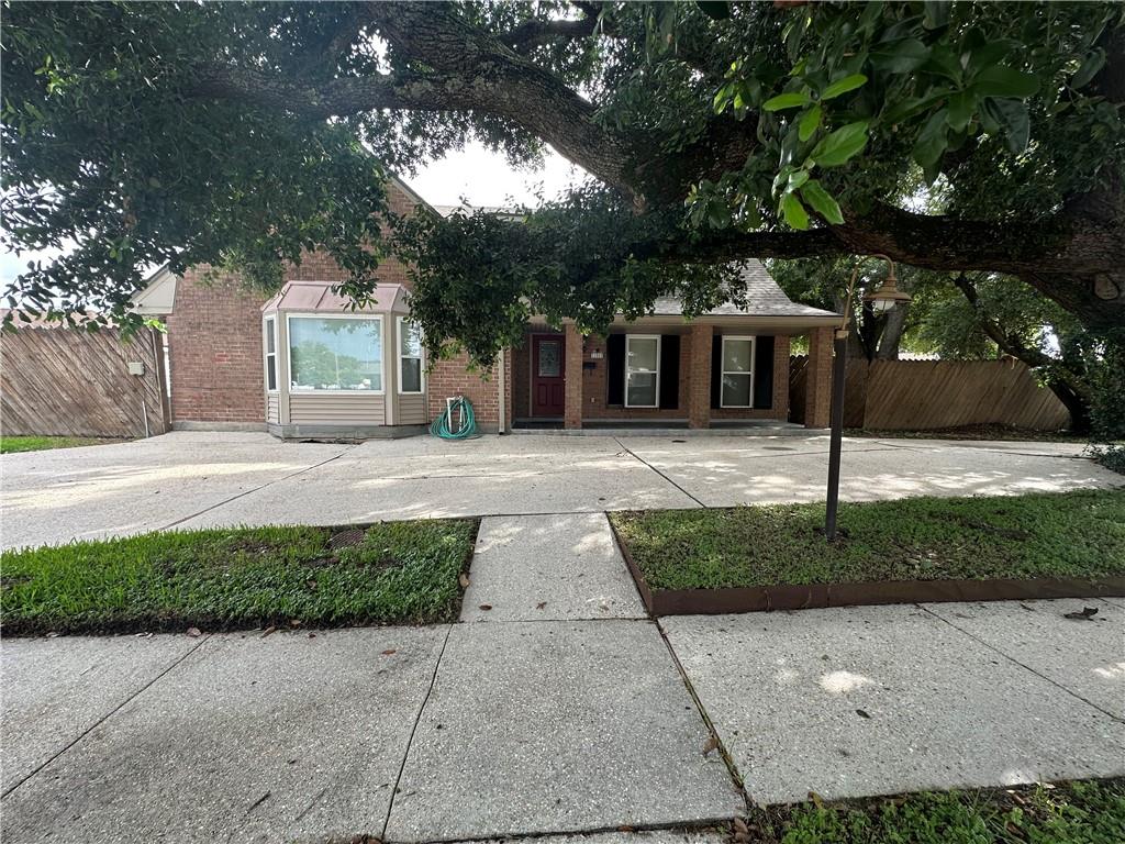 Photo 3 of Single family home for sale at 108 Willowbrook Dr, Gretna, LA 70056 | MLS# 2563179 | Listing updated on 2026-09-21