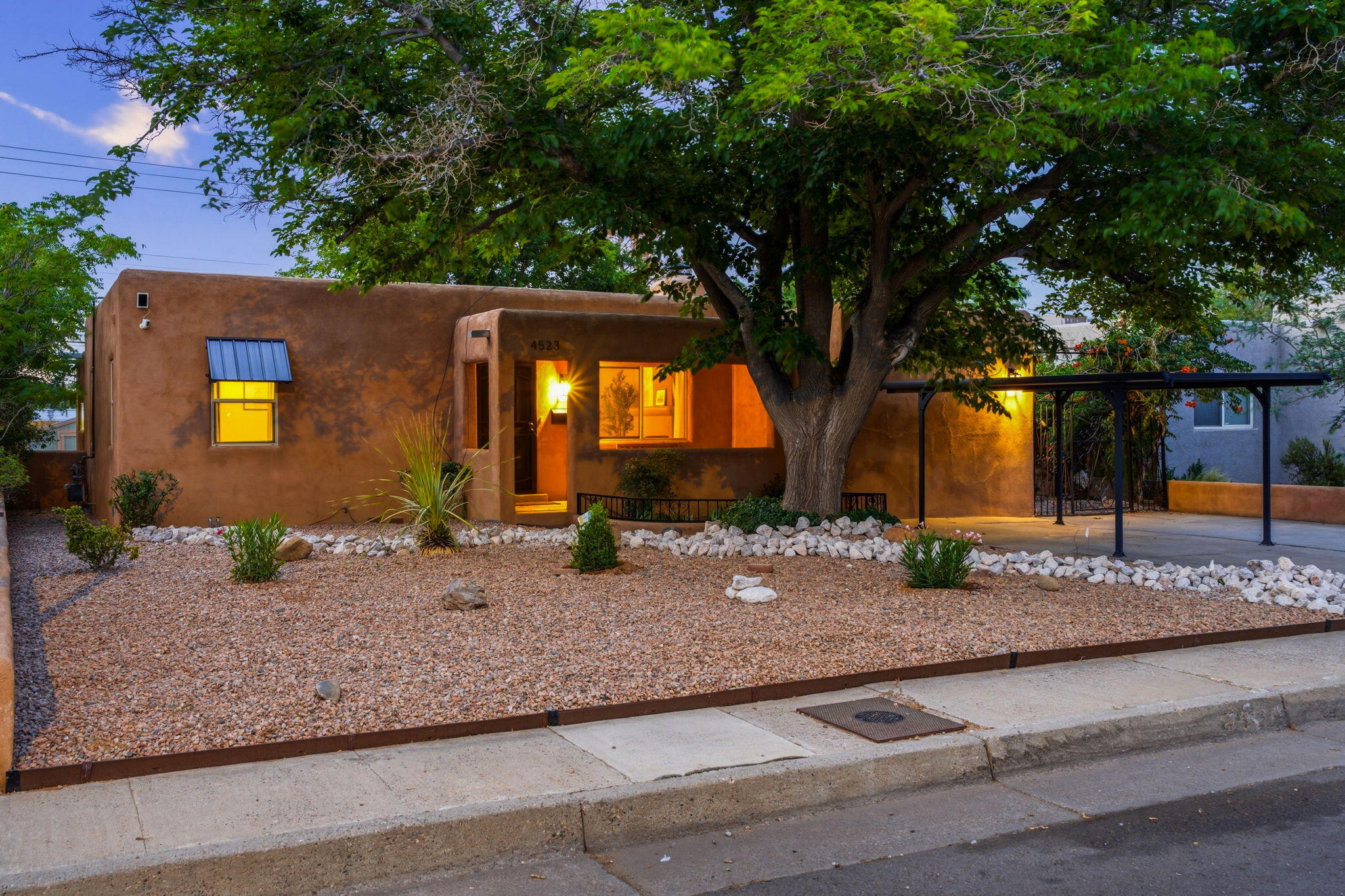 4523 Burton Avenue SE, Albuquerque