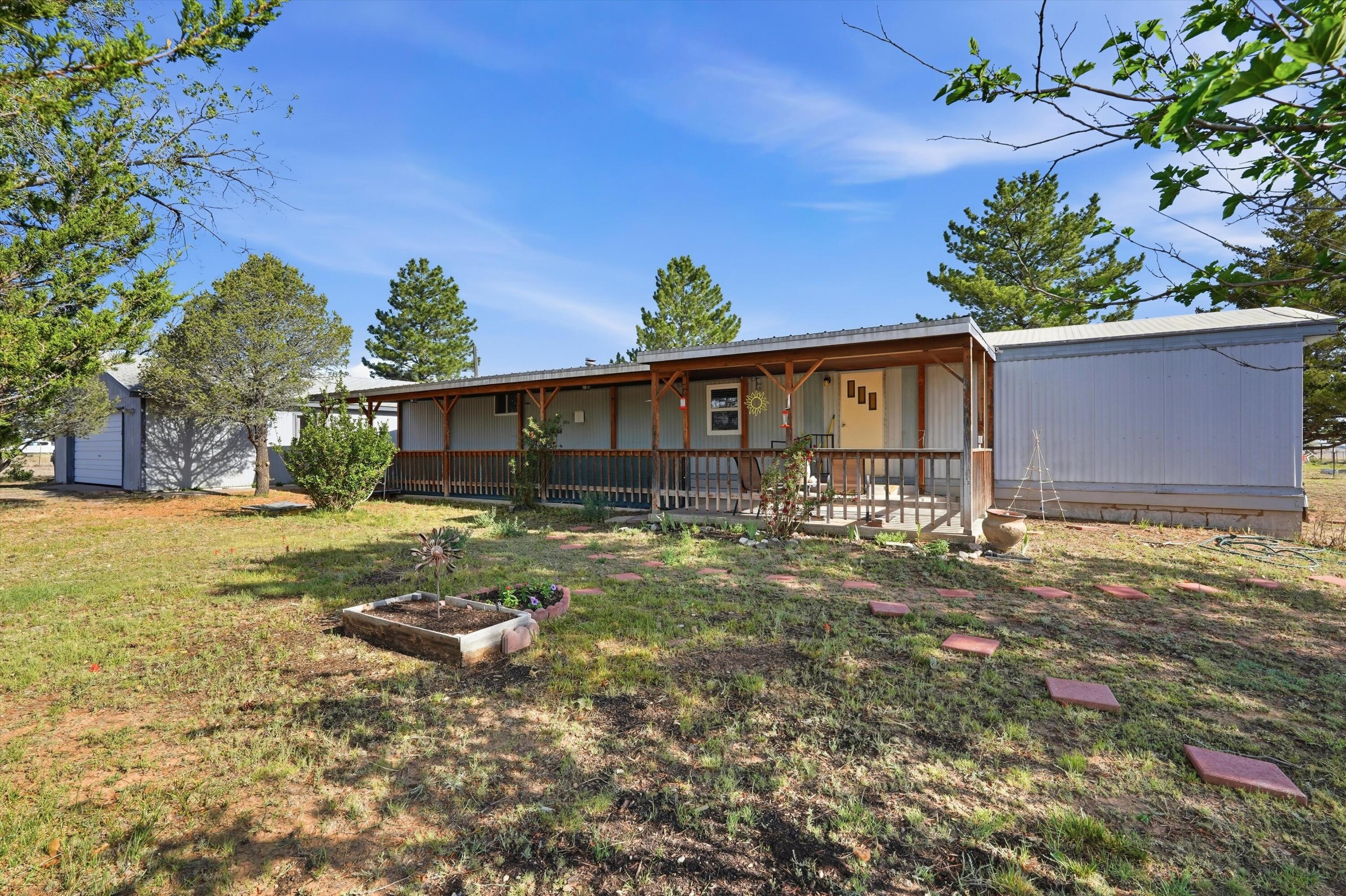 161 McNabb Road Moriarty, NM 87035