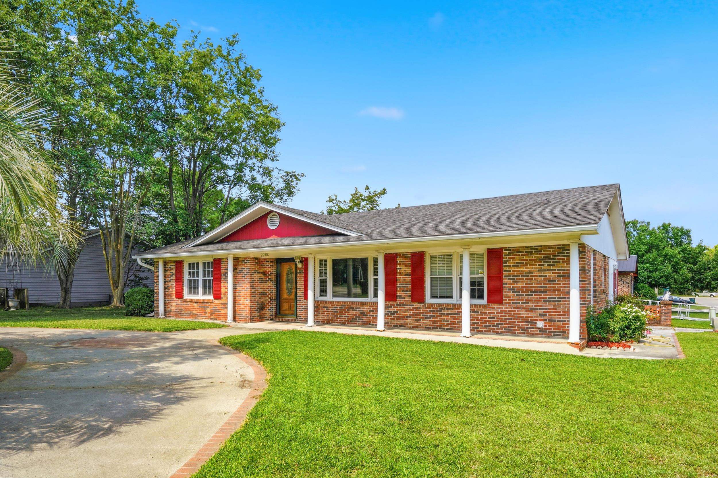 2208 Hare St. Conway, SC 29526