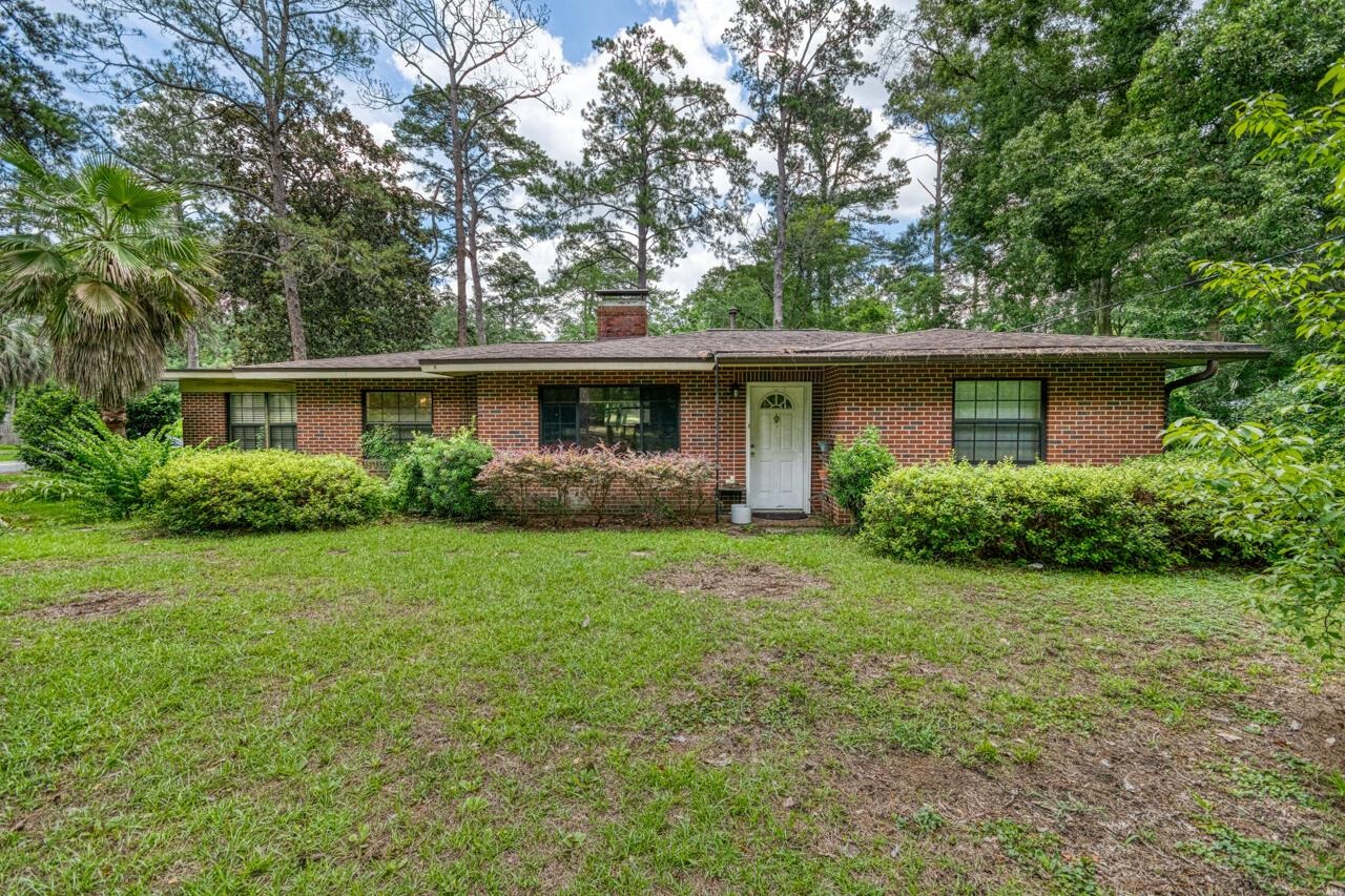 1813 High Road