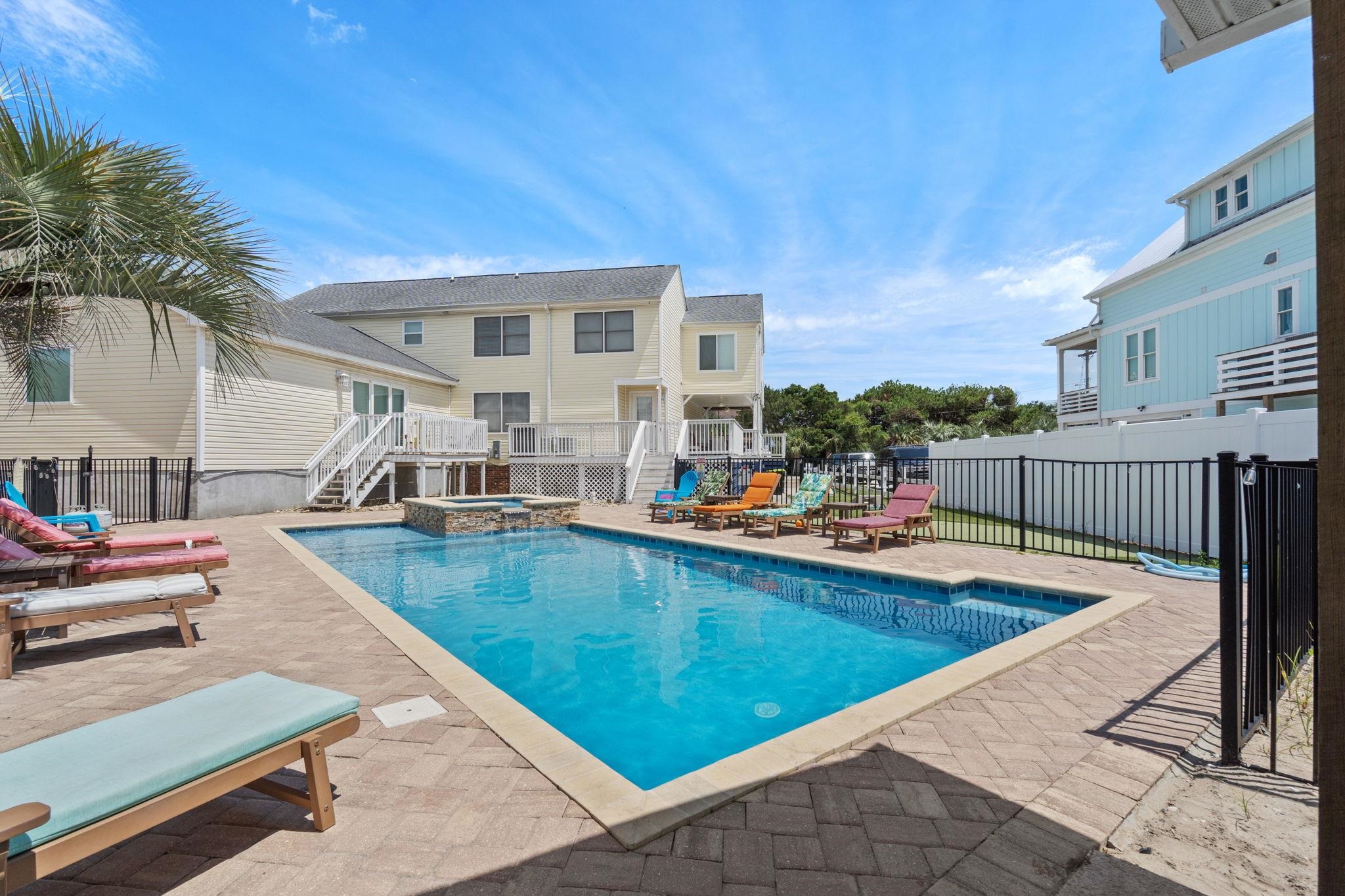 4806 Ocean Blvd. 