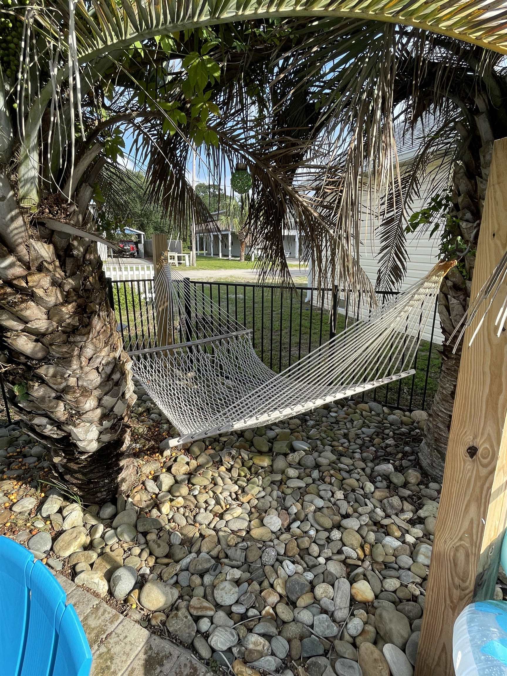 4806 Ocean Blvd. 