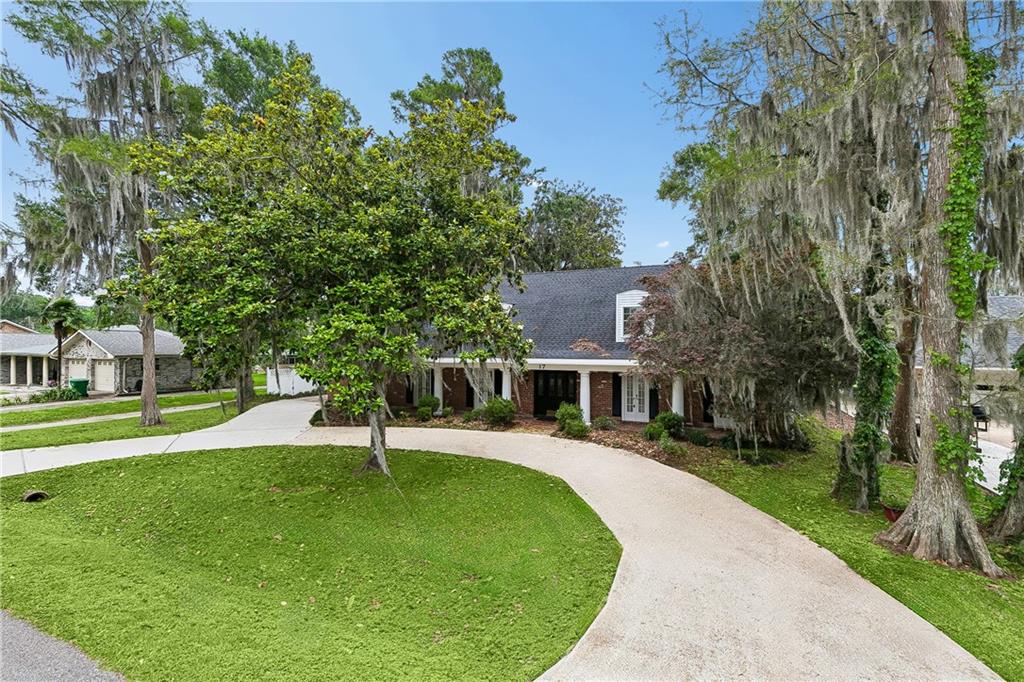 Homes for sale in Luling, LA | 17 Zee Ann Ct, Luling, LA 70070 | MLS# 2562752