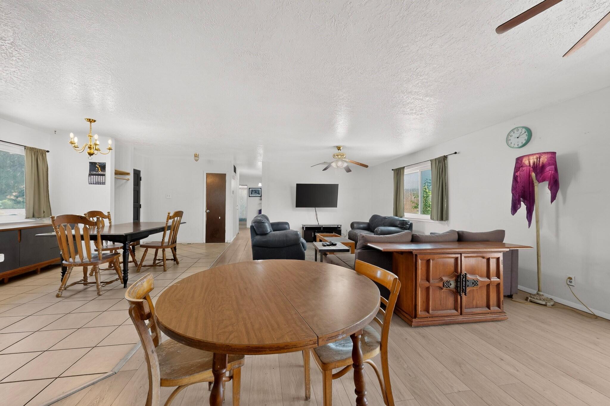 Photo 17 — 7416 Winans Drive NE
