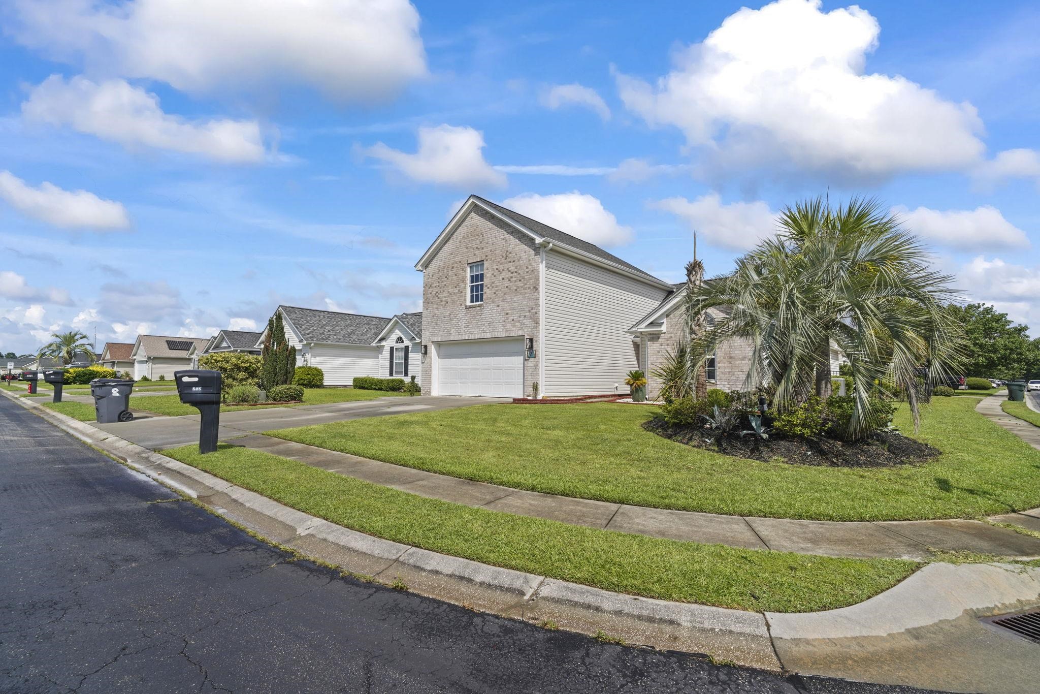2615518 | Photo 2