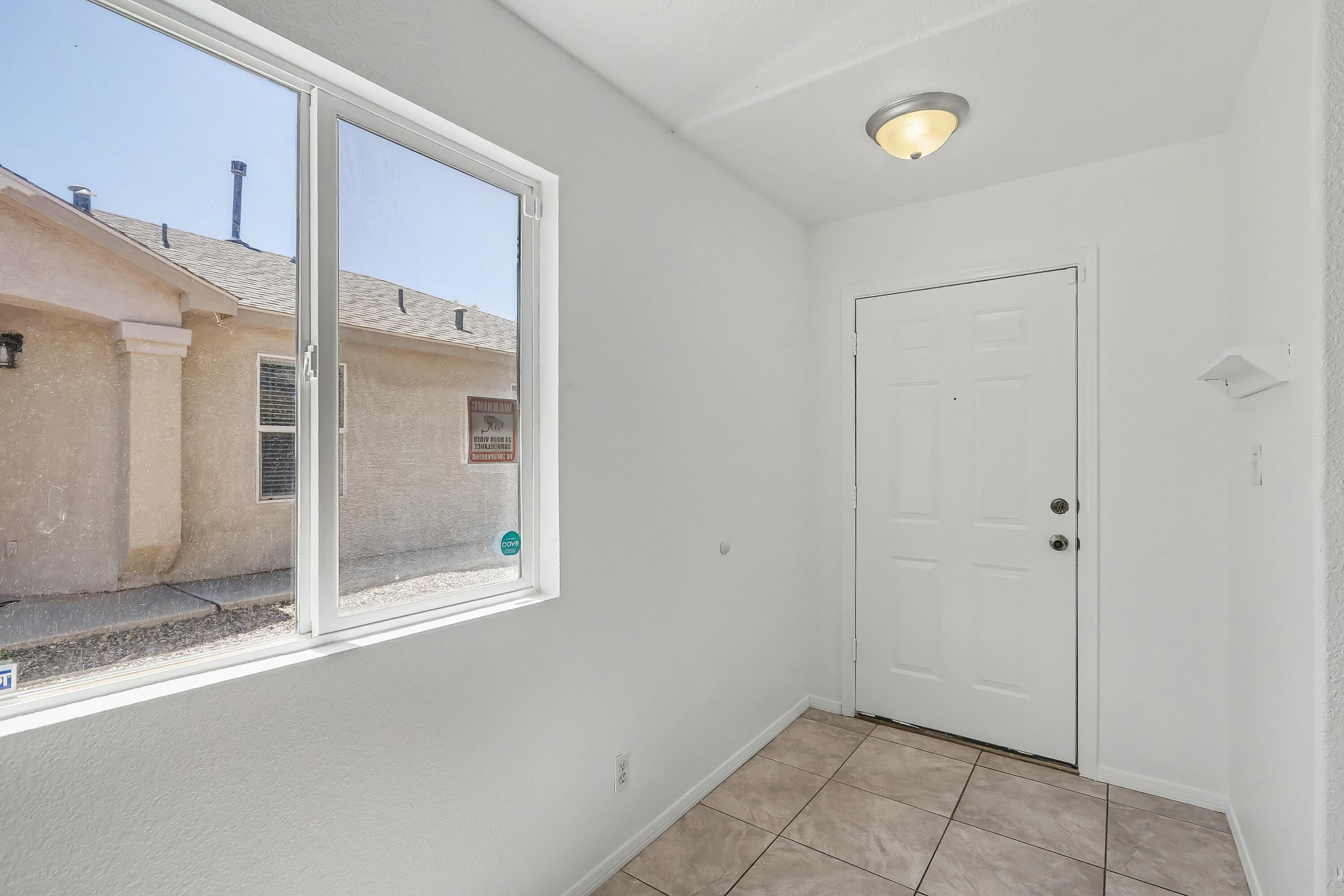 Photo 4 of Sale Pending at 616 Valley Meadows Dr NE, Rio Rancho, NM 87144 | MLS# 1105762 | Listing updated on 2026-09-14