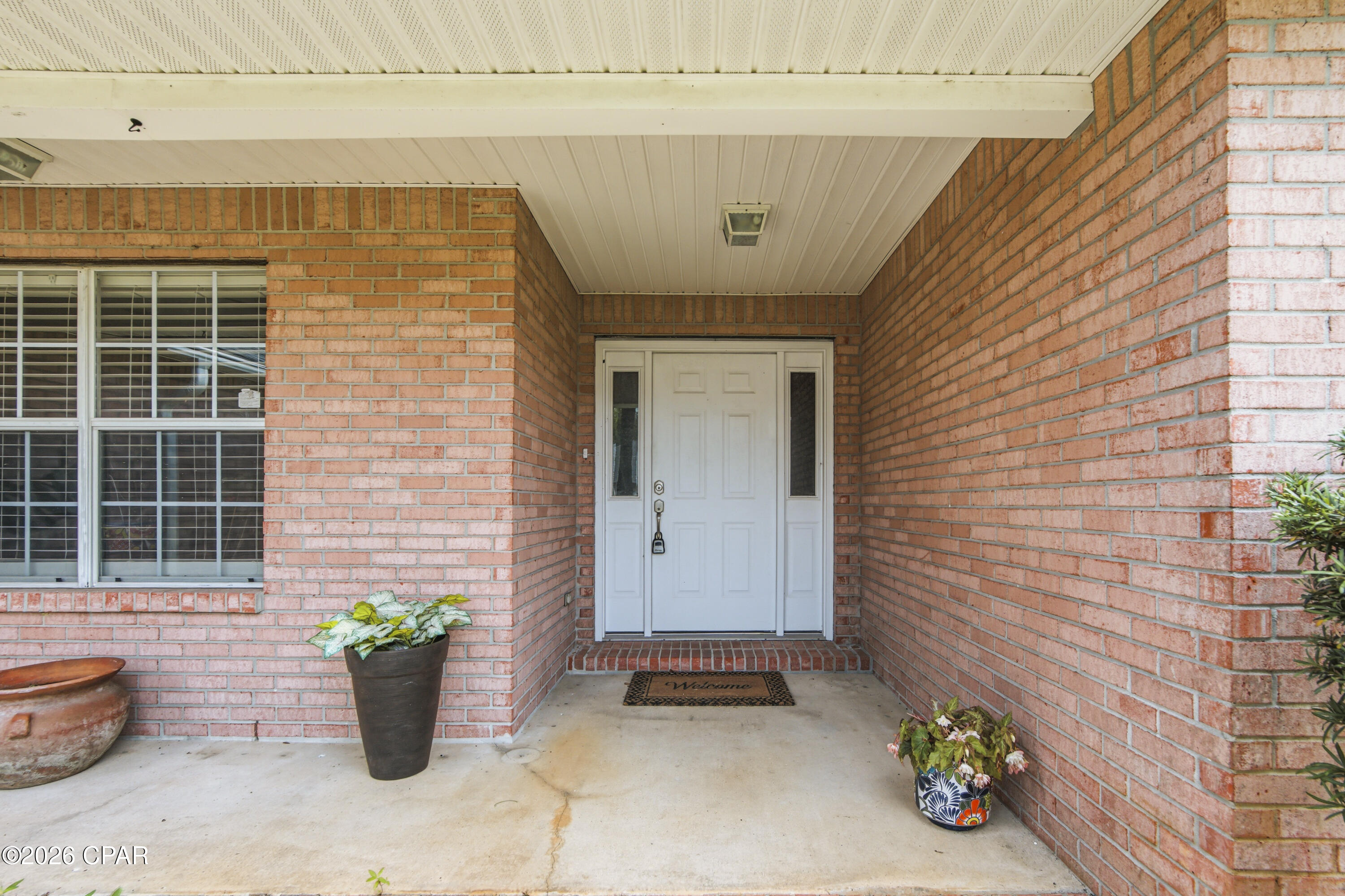 Photo 4 of Sale Pending at 855 Mande Ct, Shalimar, FL 32579 | MLS# 791554 | Listing updated on 2026-09-01