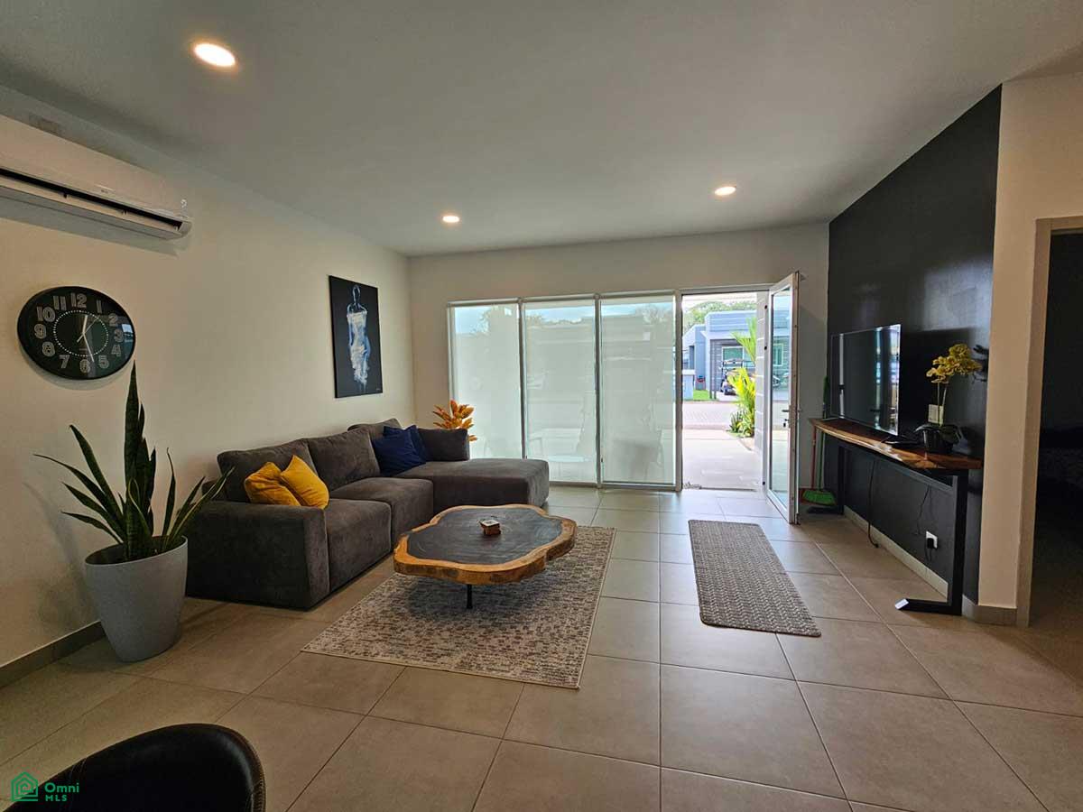 3 bed Single Family Homes For Sale in Puntarenas, Puntarenas - 1