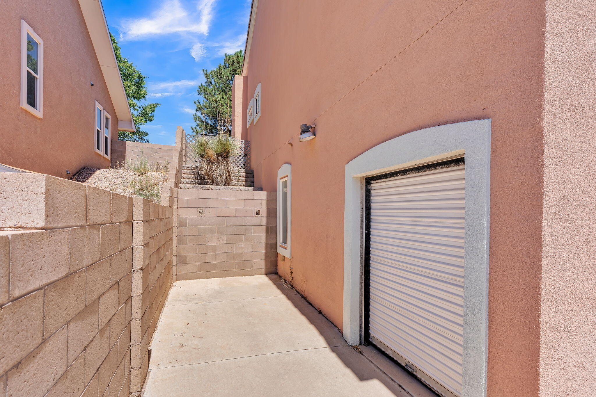 5th image of 1001 Pinzon St Nw, Los Lunas, NM 87031 | MLS# 1105790
