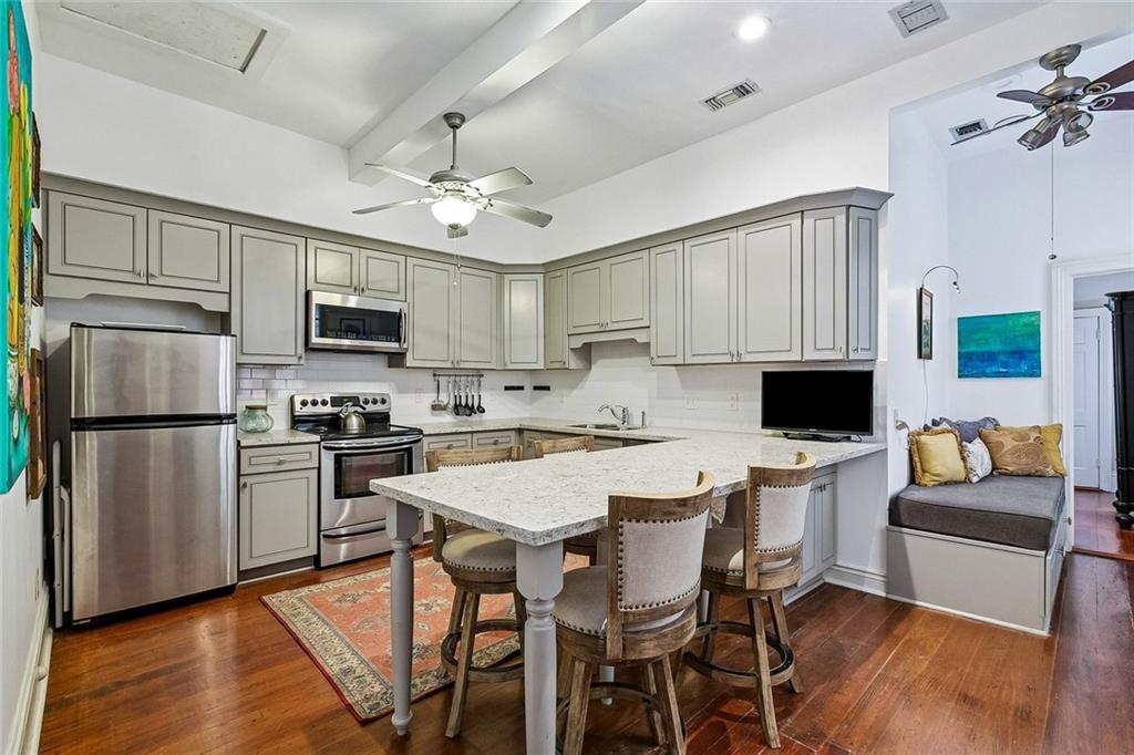 Photo 2 of Condo for sale at 416 Burgundy St #3, New Orleans, LA 70112 | MLS# 2563797 | Listing updated on 2026-09-05