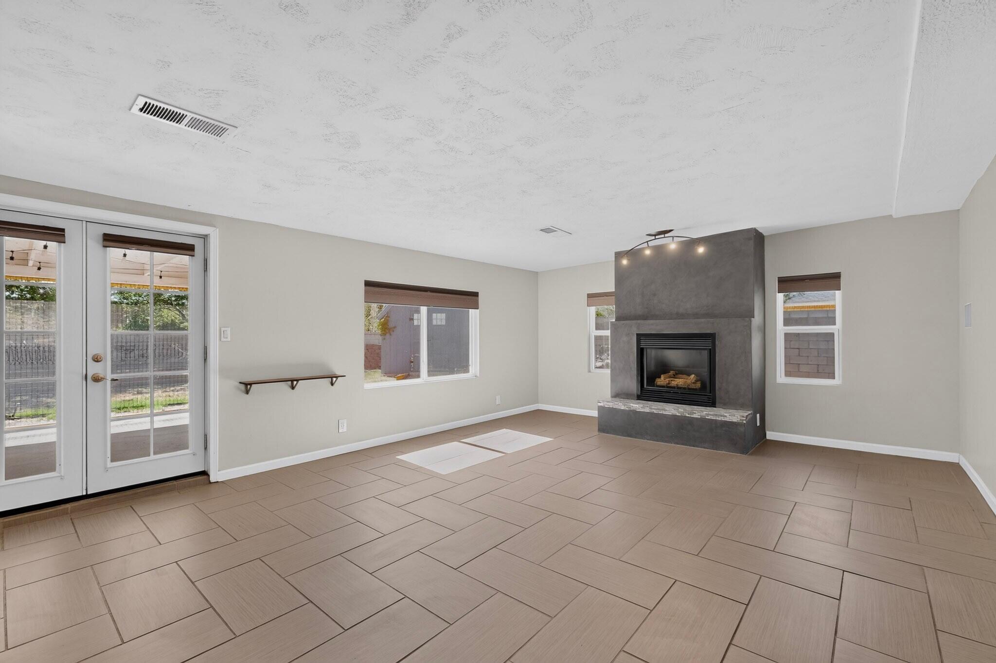 2506 GENERAL BRADLEY STREET NE, ALBUQUERQUE, NM 87112  Photo 7