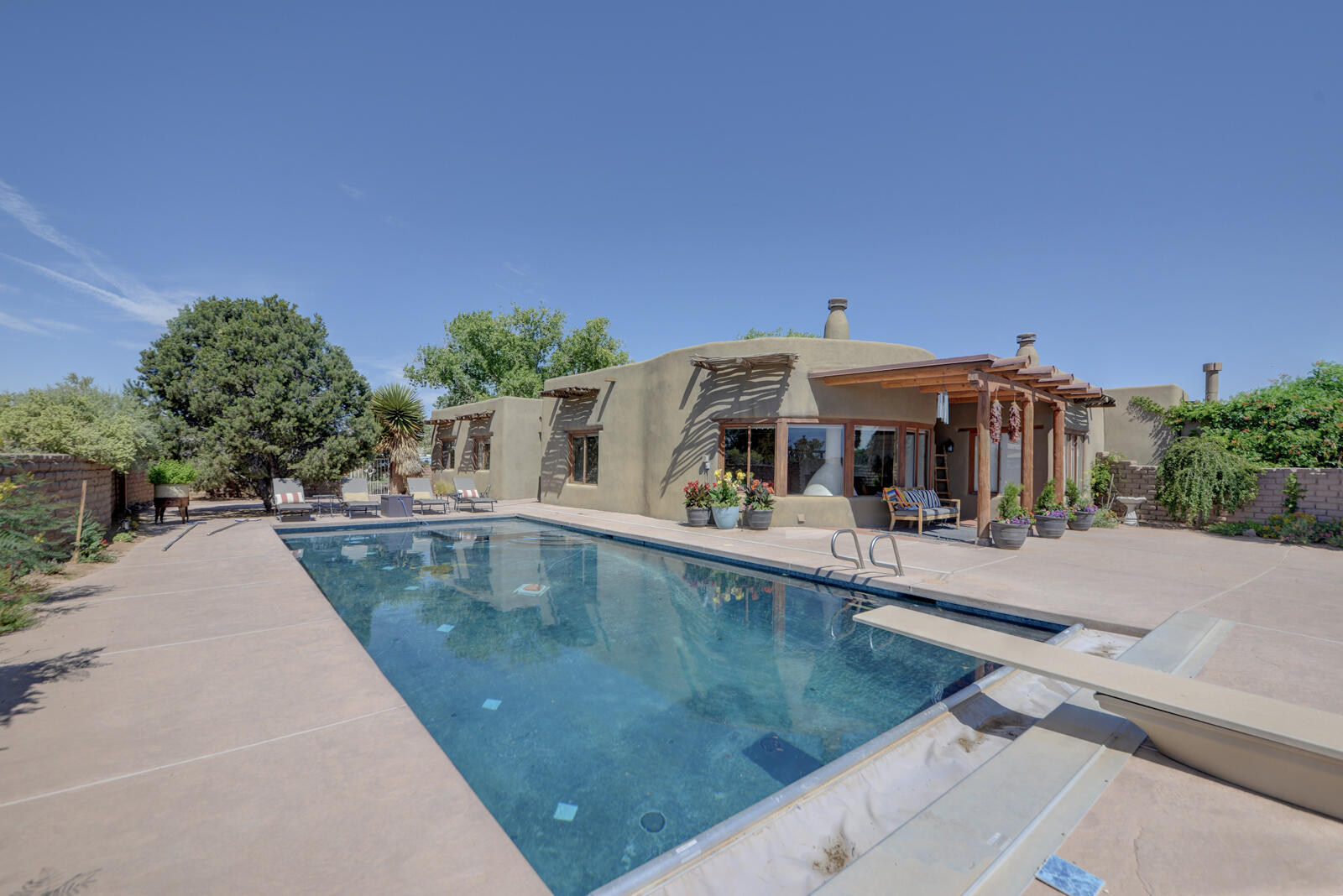 Homes for sale in Corrales, NM | 77 Dulce Ct, Corrales, NM 87048 | MLS# 1105924