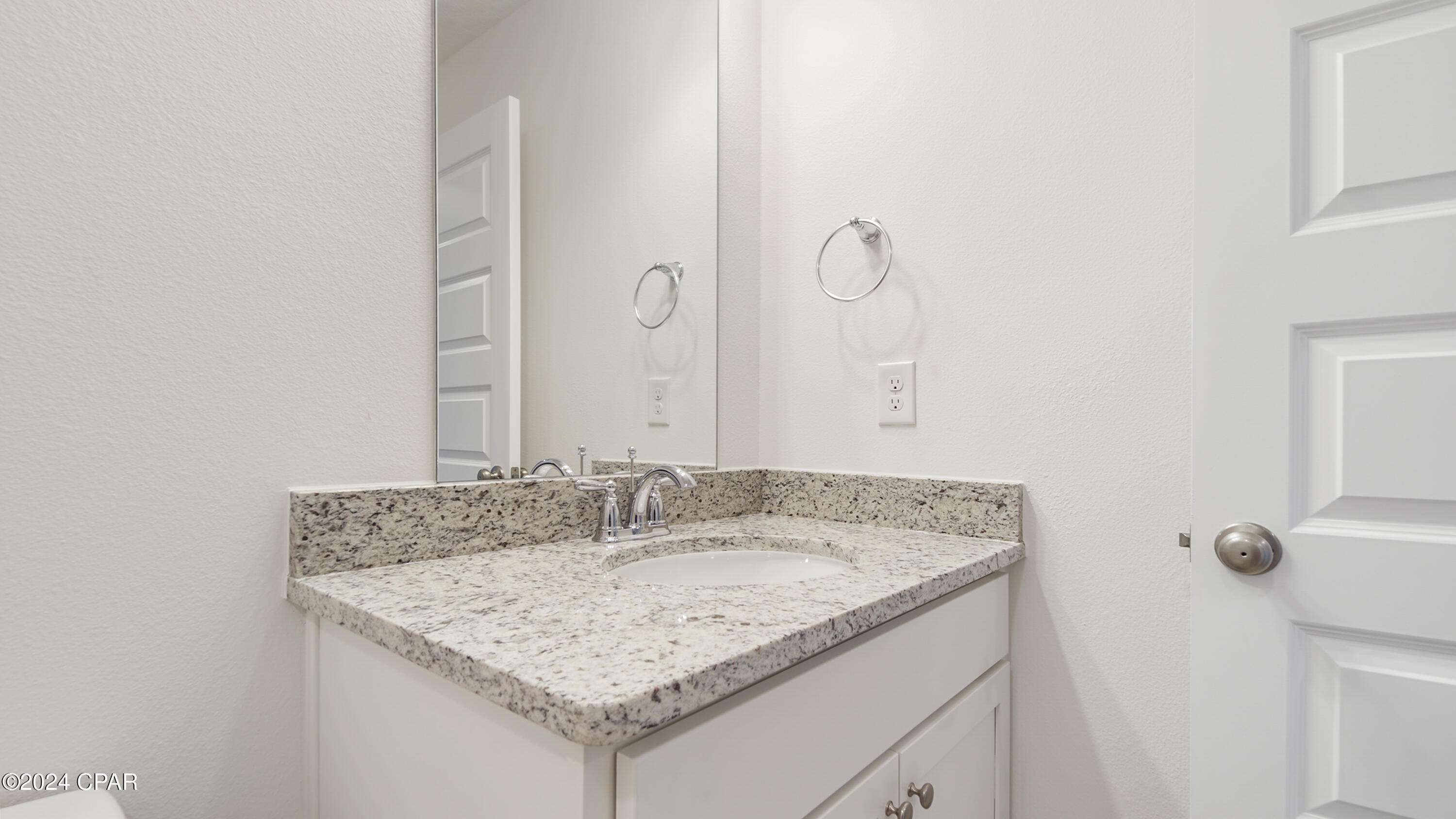 204 Ellery Lane, Panama City Beach, FL 32413 thumbnail, photo 33 of 36
