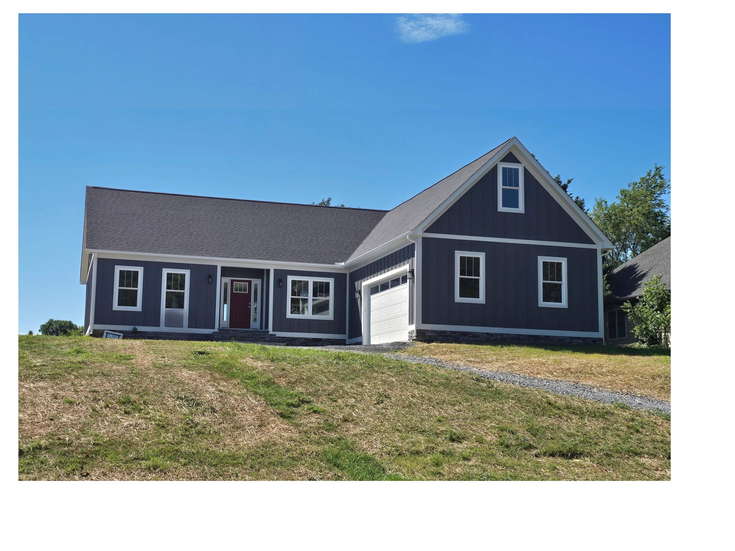 63 Woodridge Ln